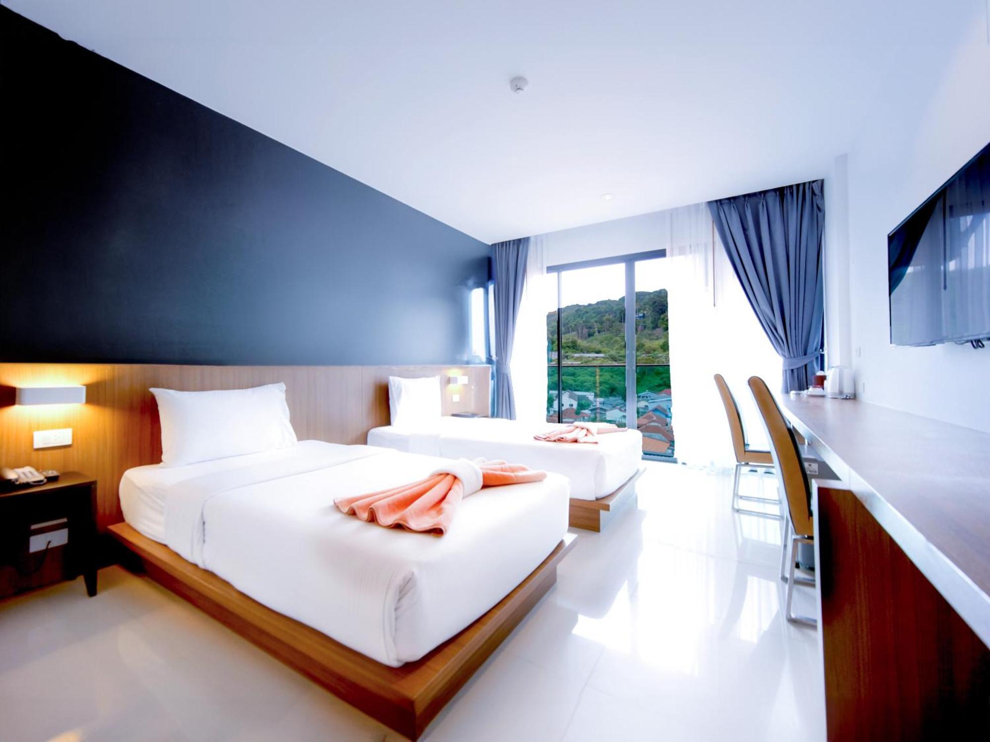 Hotel Phoenix Grand