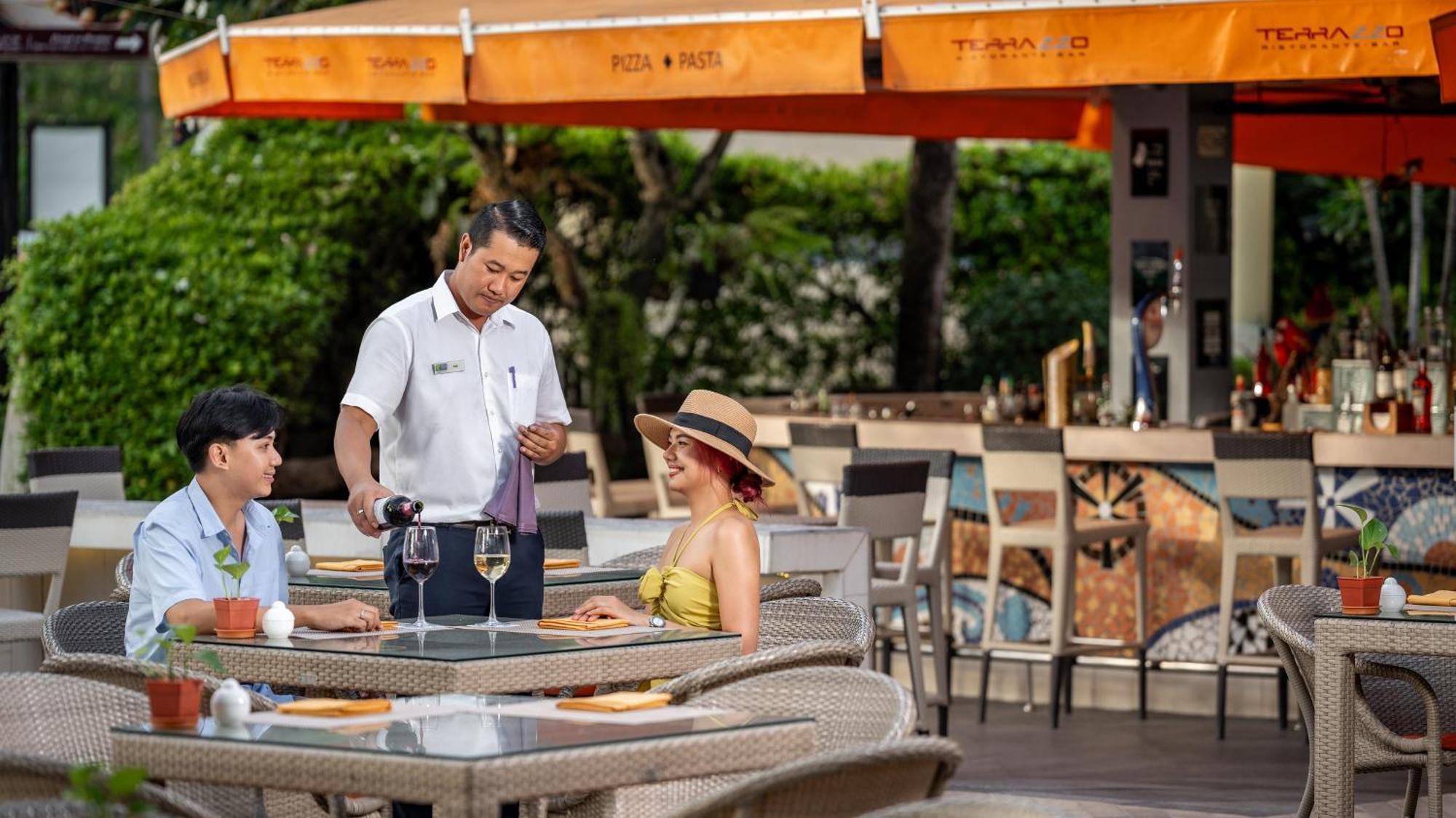 Phuket, An Ihg Resort