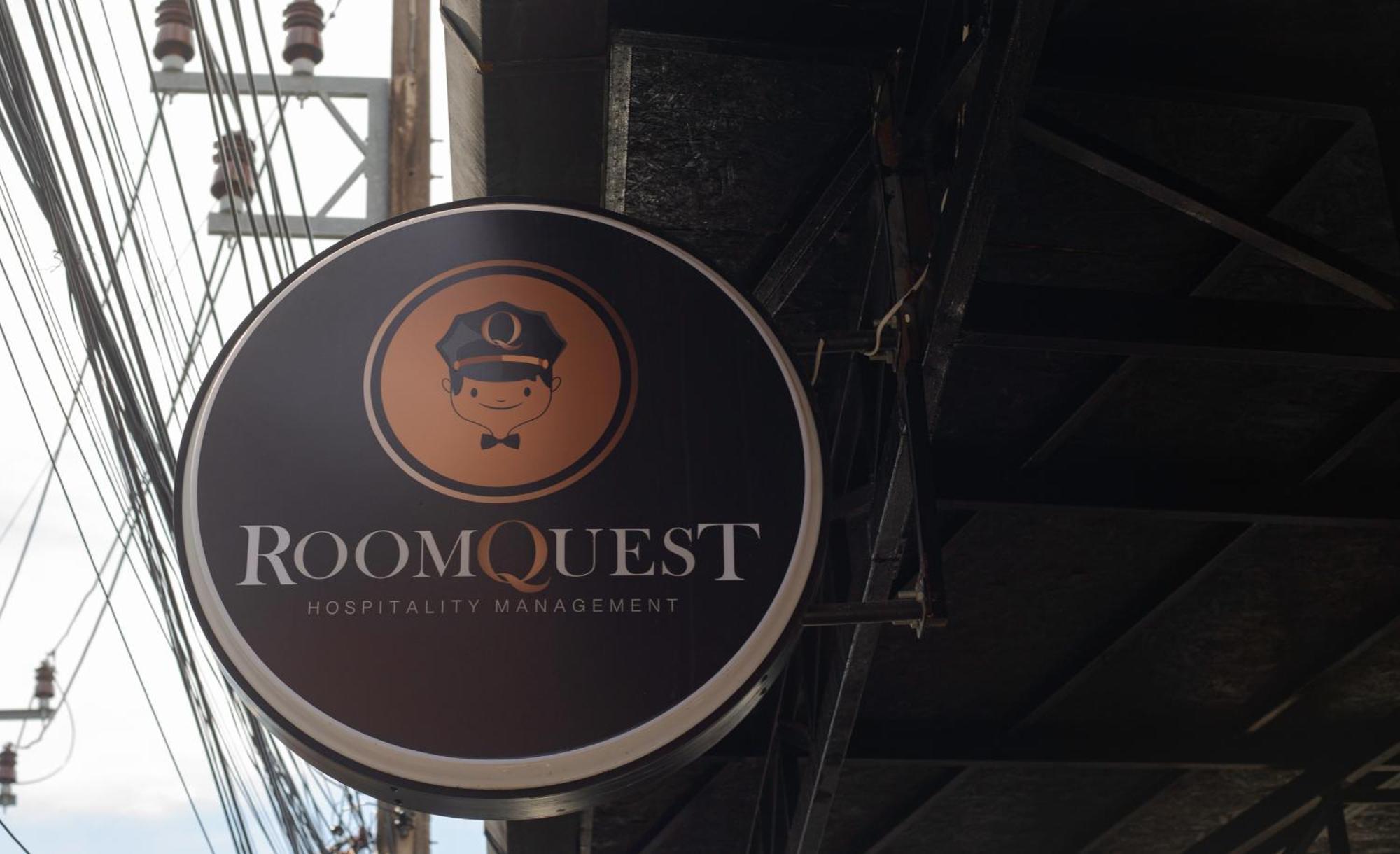 Hostel Roomquest Phuket Patong