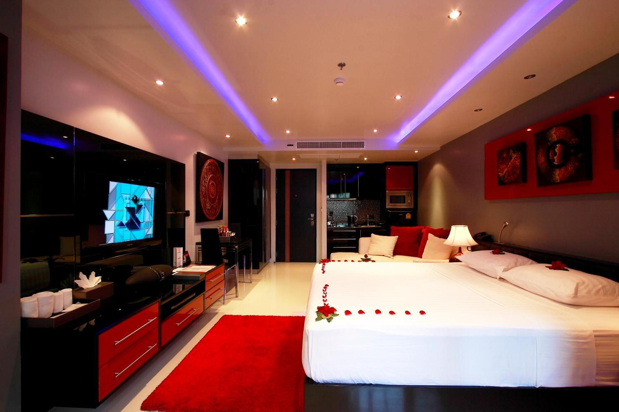 Absolute Bangla Hotel Patong