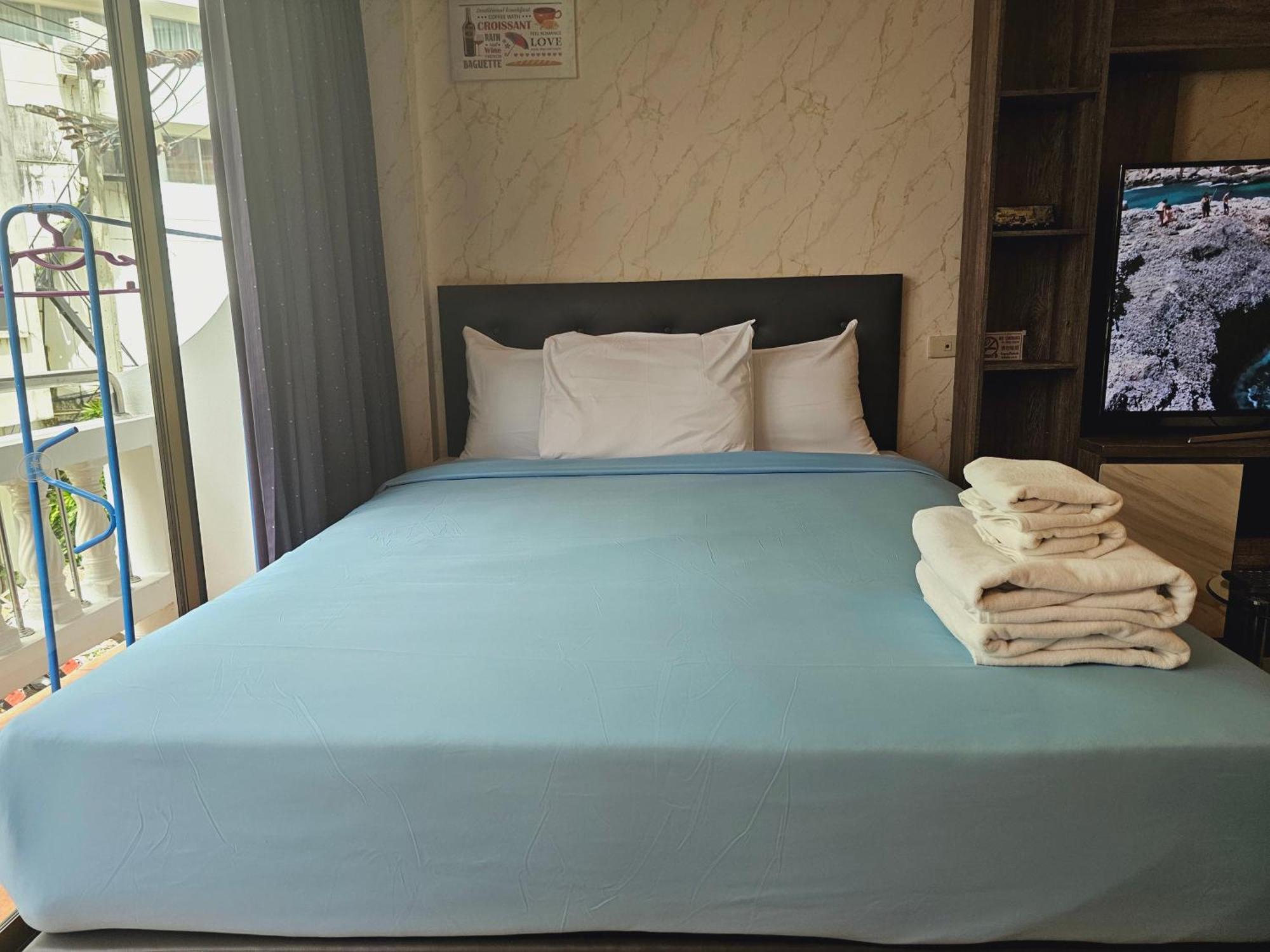 & Hotel Patong