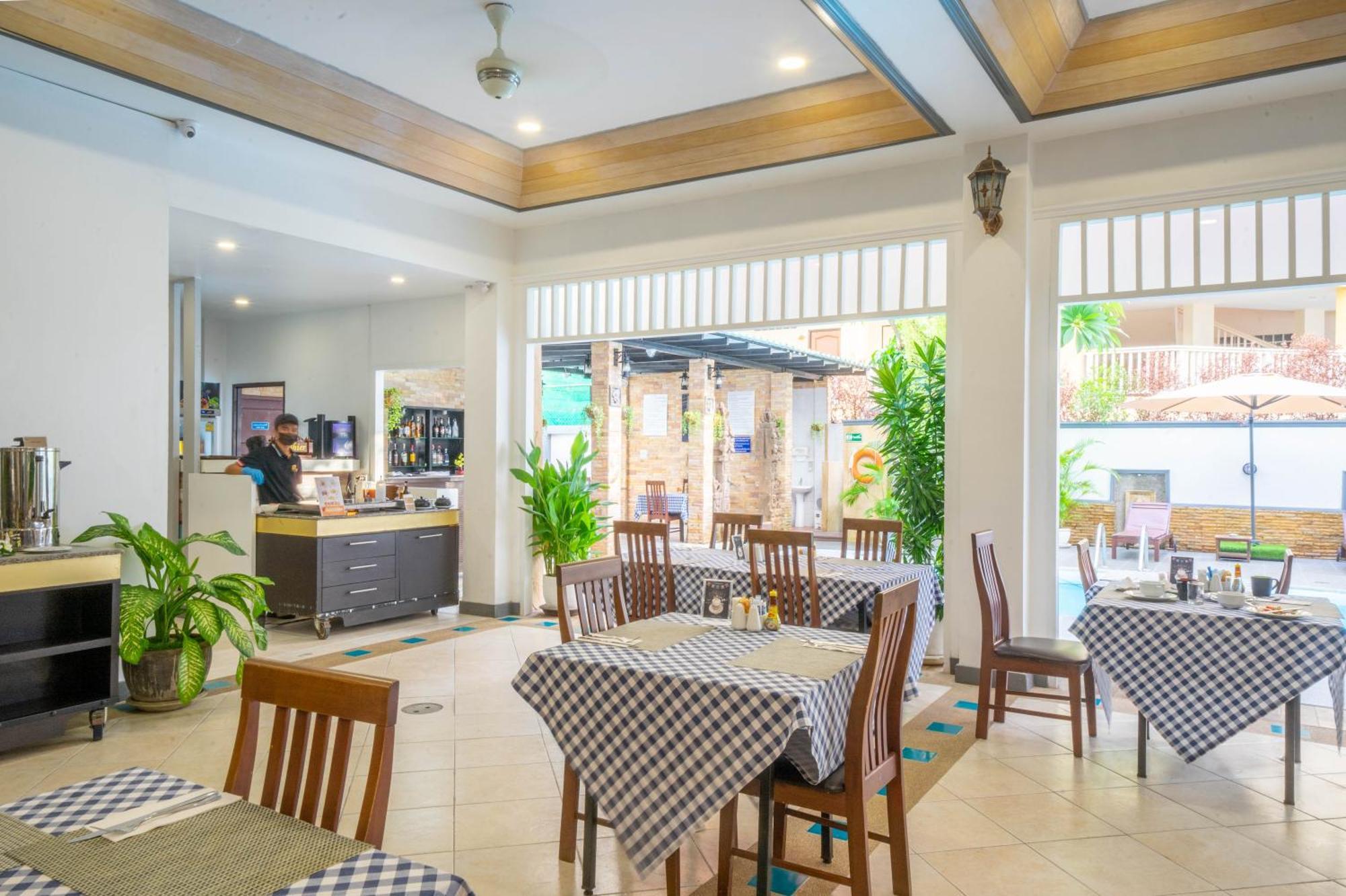 Hotel La Vintage Patong