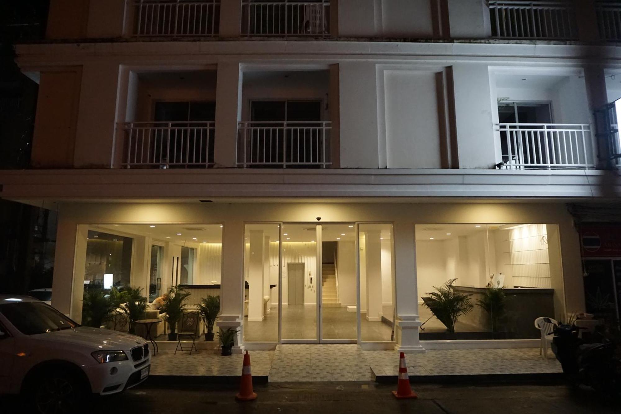 Hotel Blue Skyline 3*