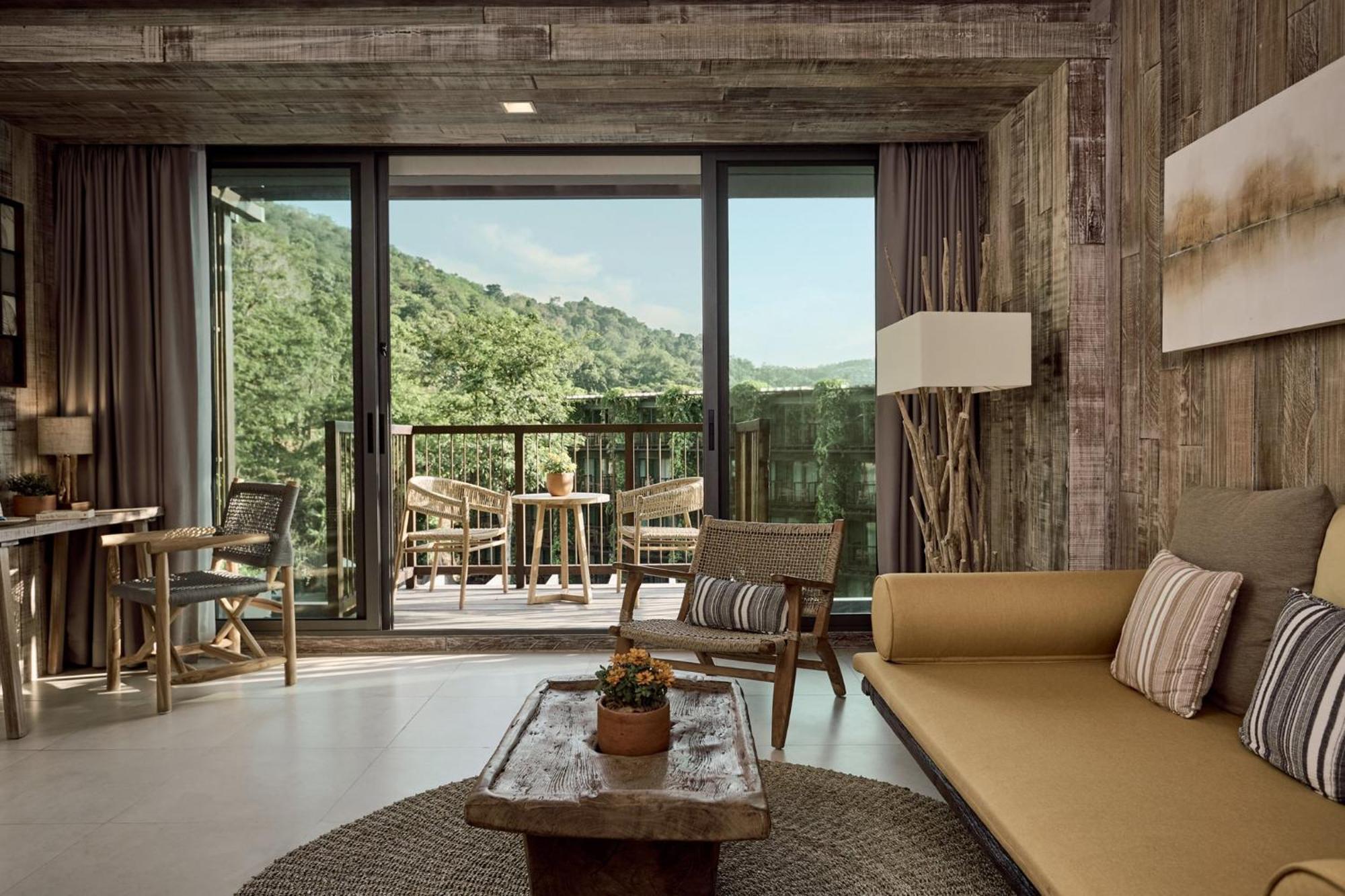 Dinso & Phuket, Vignette Collection By Ihg Hotel Patong