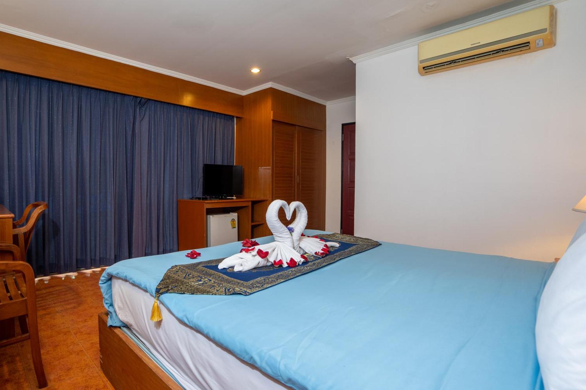 & 3* Patong