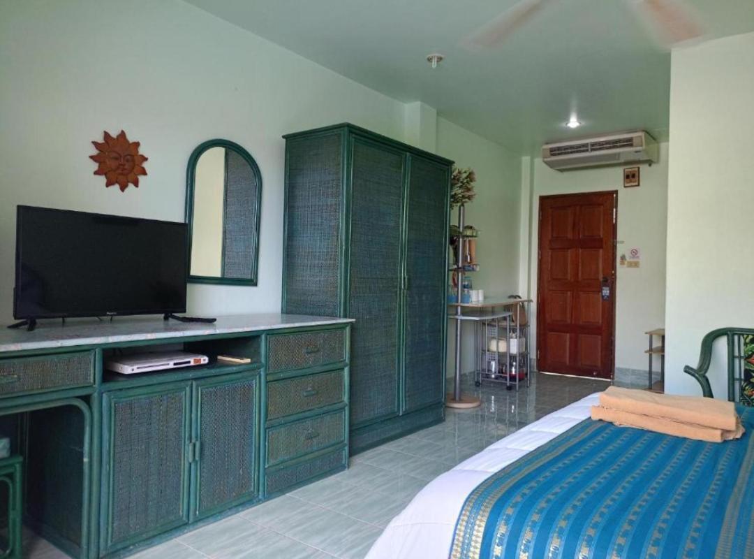 Sunbeach Mansion
