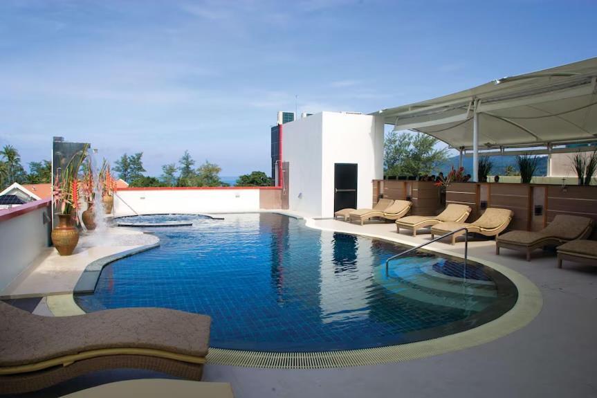 L8 Promotion 1 Bedroom In Bangla Road With Private Jacuzzi & Roof Pool Apartment