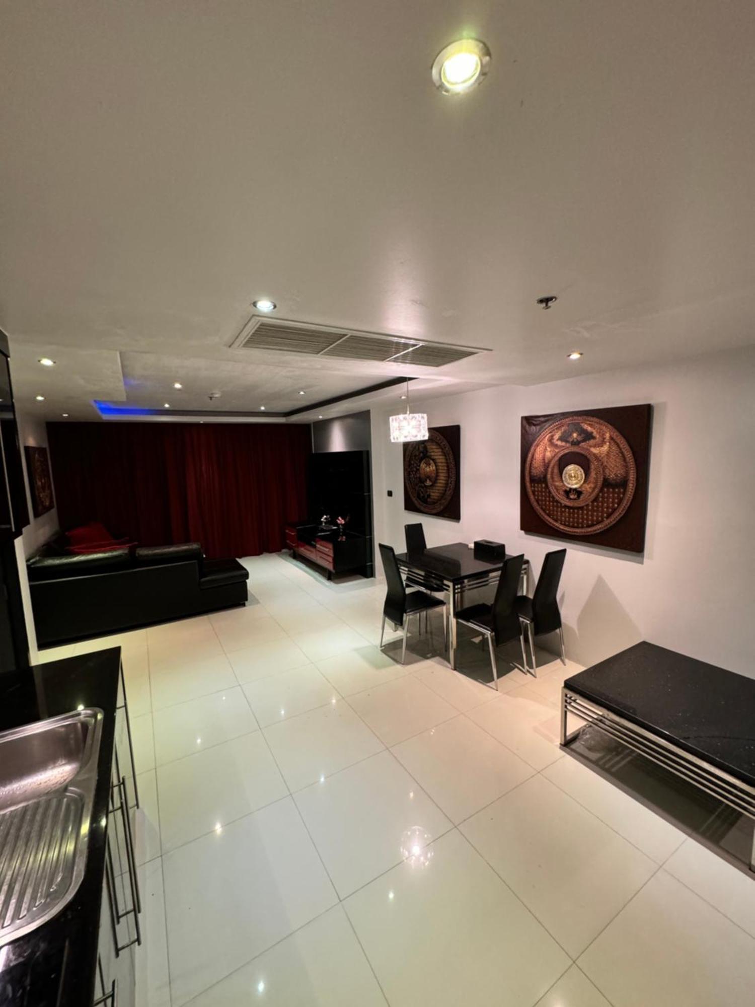 Apartment L8 Promotion 1 Bedroom In Bangla Road With Private Jacuzzi & Roof Pool