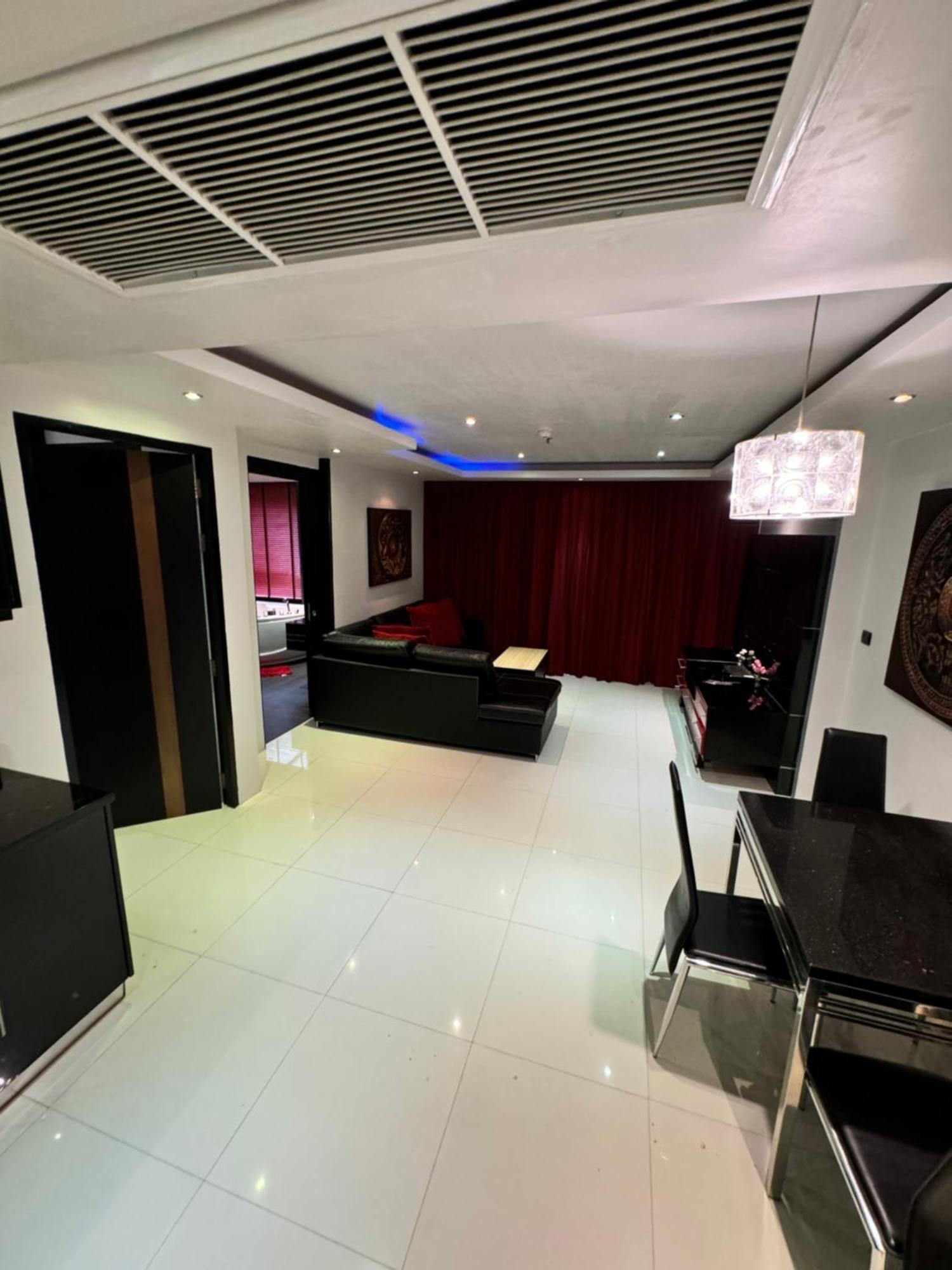 Apartment L8 Promotion 1 Bedroom In Bangla Road With Private Jacuzzi & Roof Pool