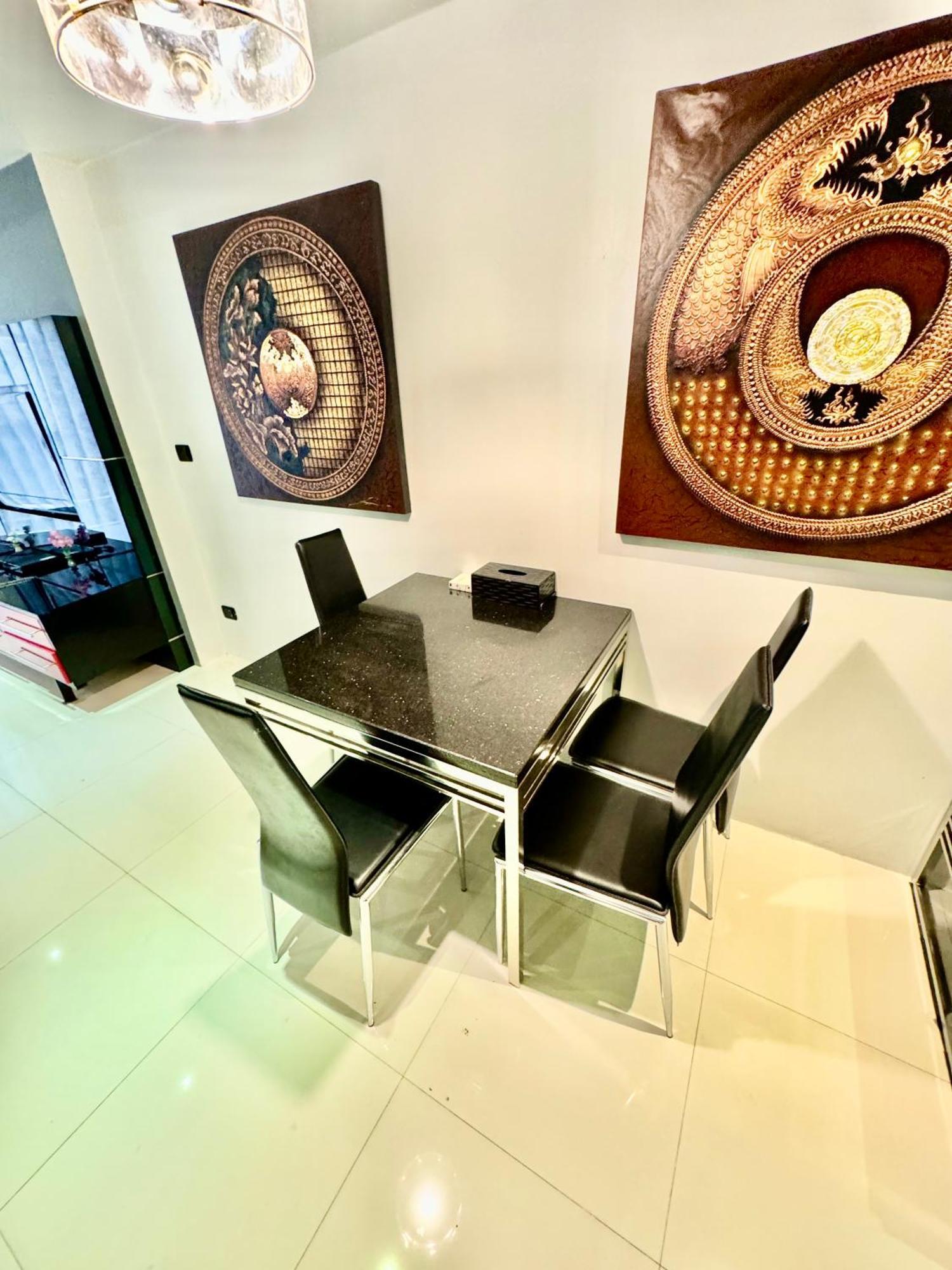 L8 Promotion 1 Bedroom In Bangla Road With Private Jacuzzi & Roof Pool
