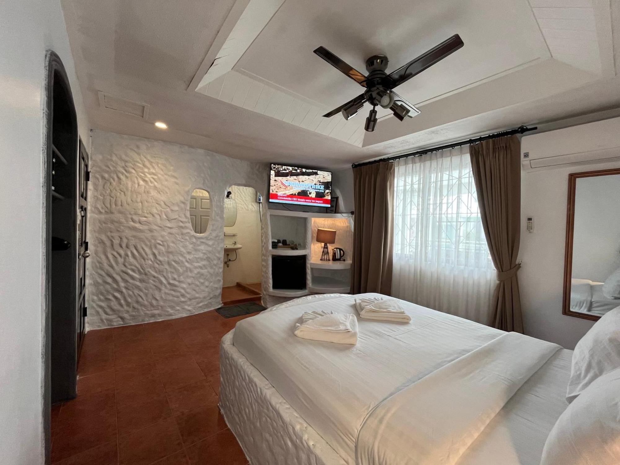 Hotel Big Boys' Bed & Burger - 3*