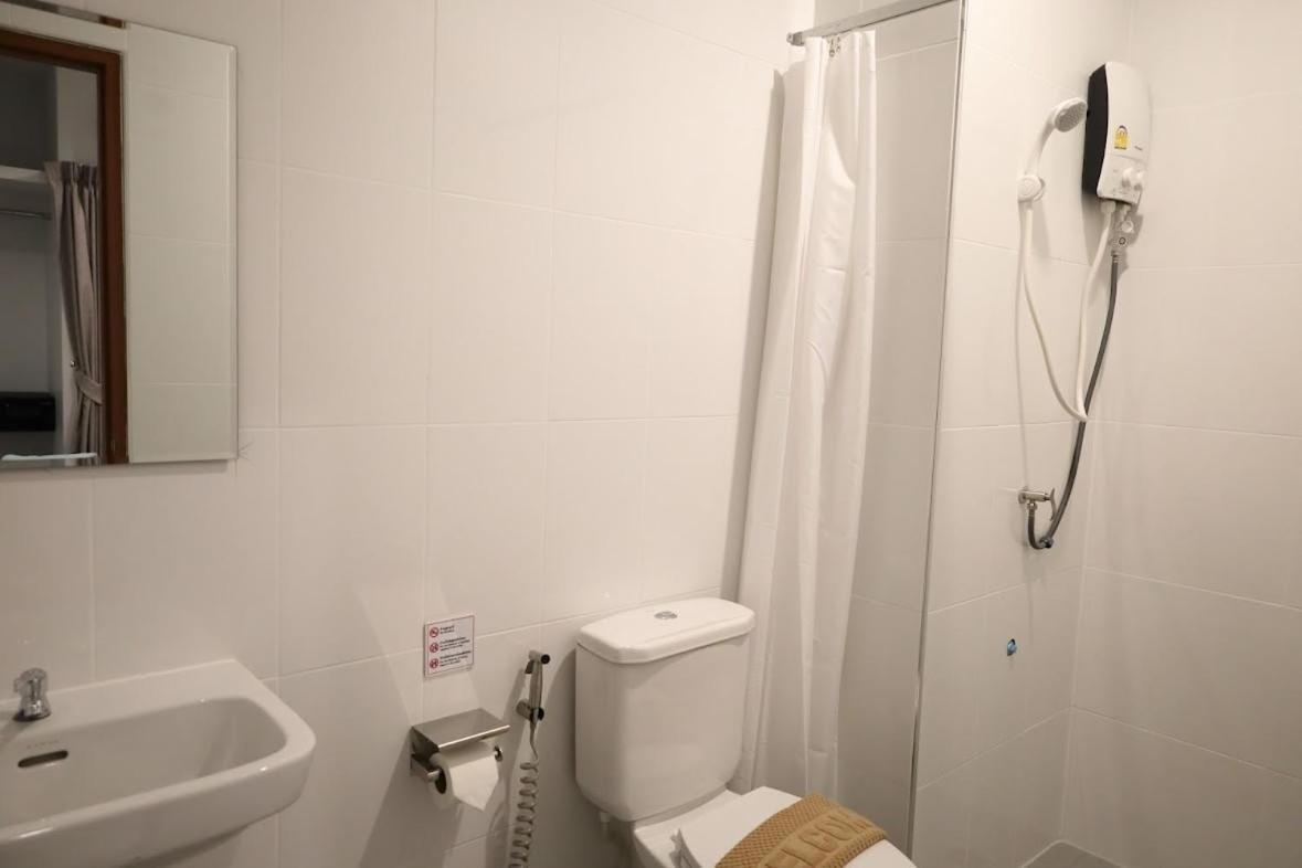 Y House Hostel