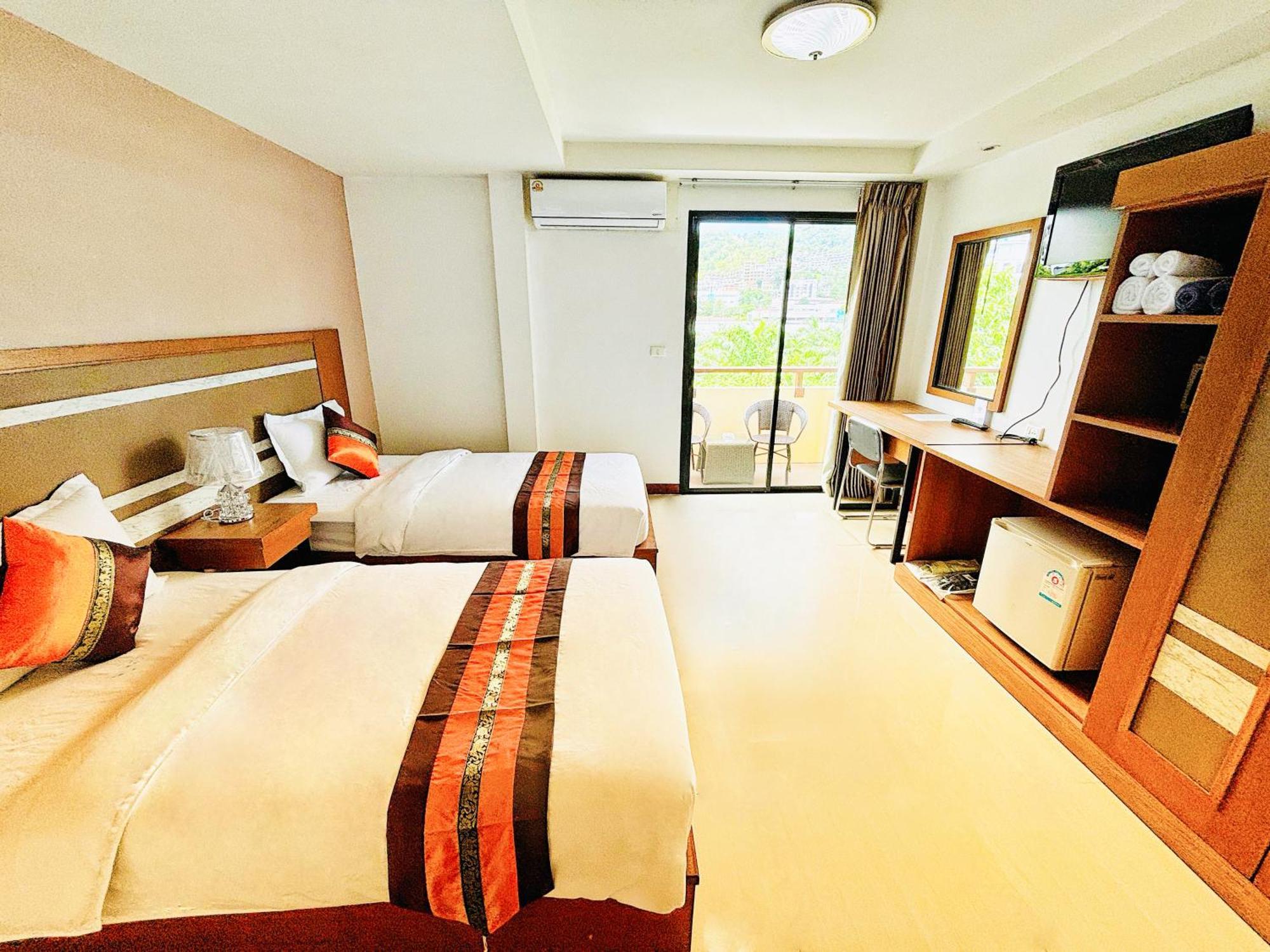 Hotel V 3*