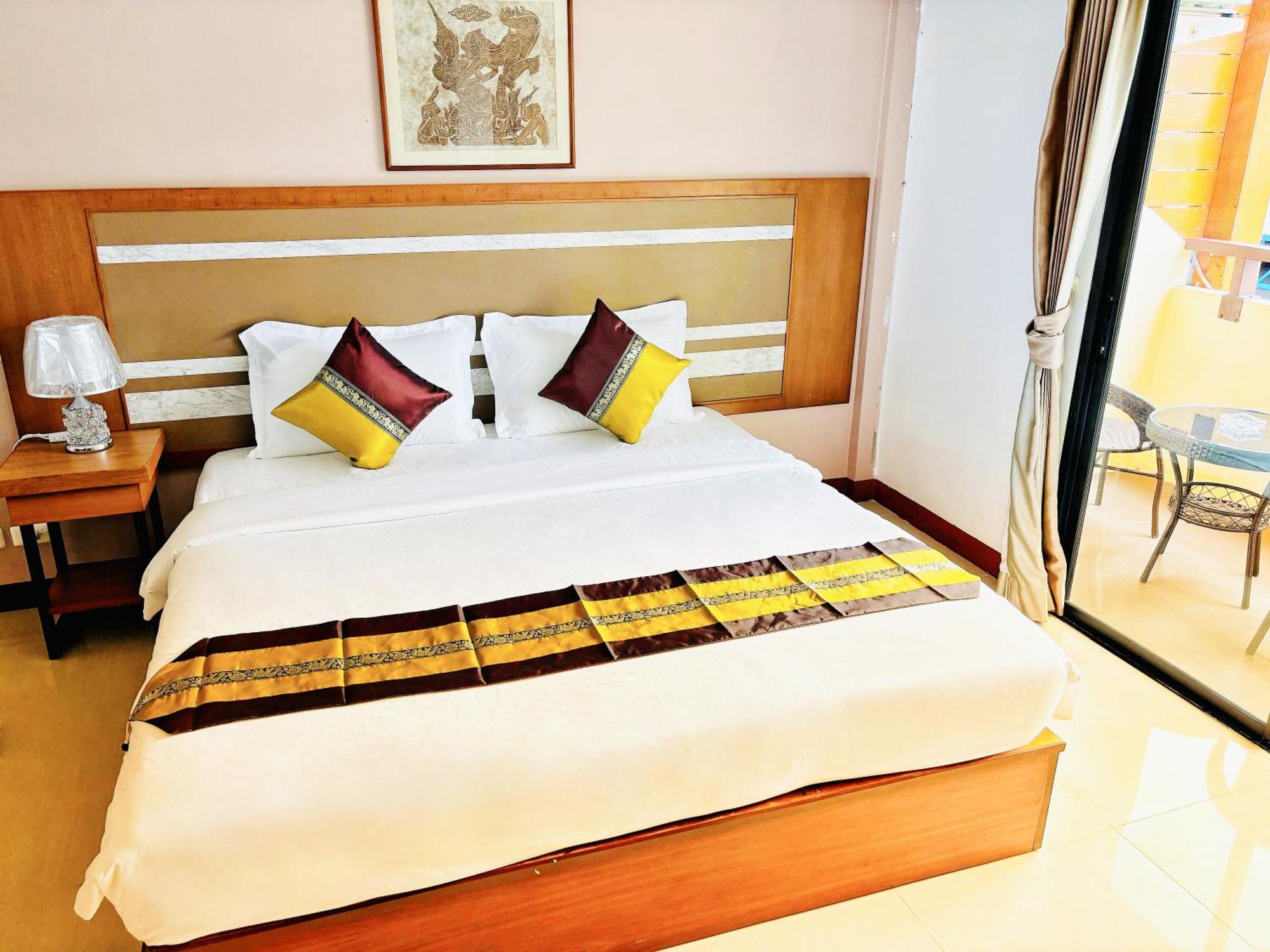 V Hotel