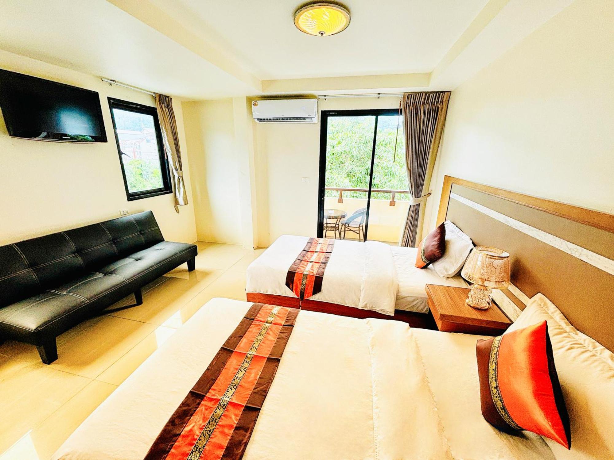Hotel V