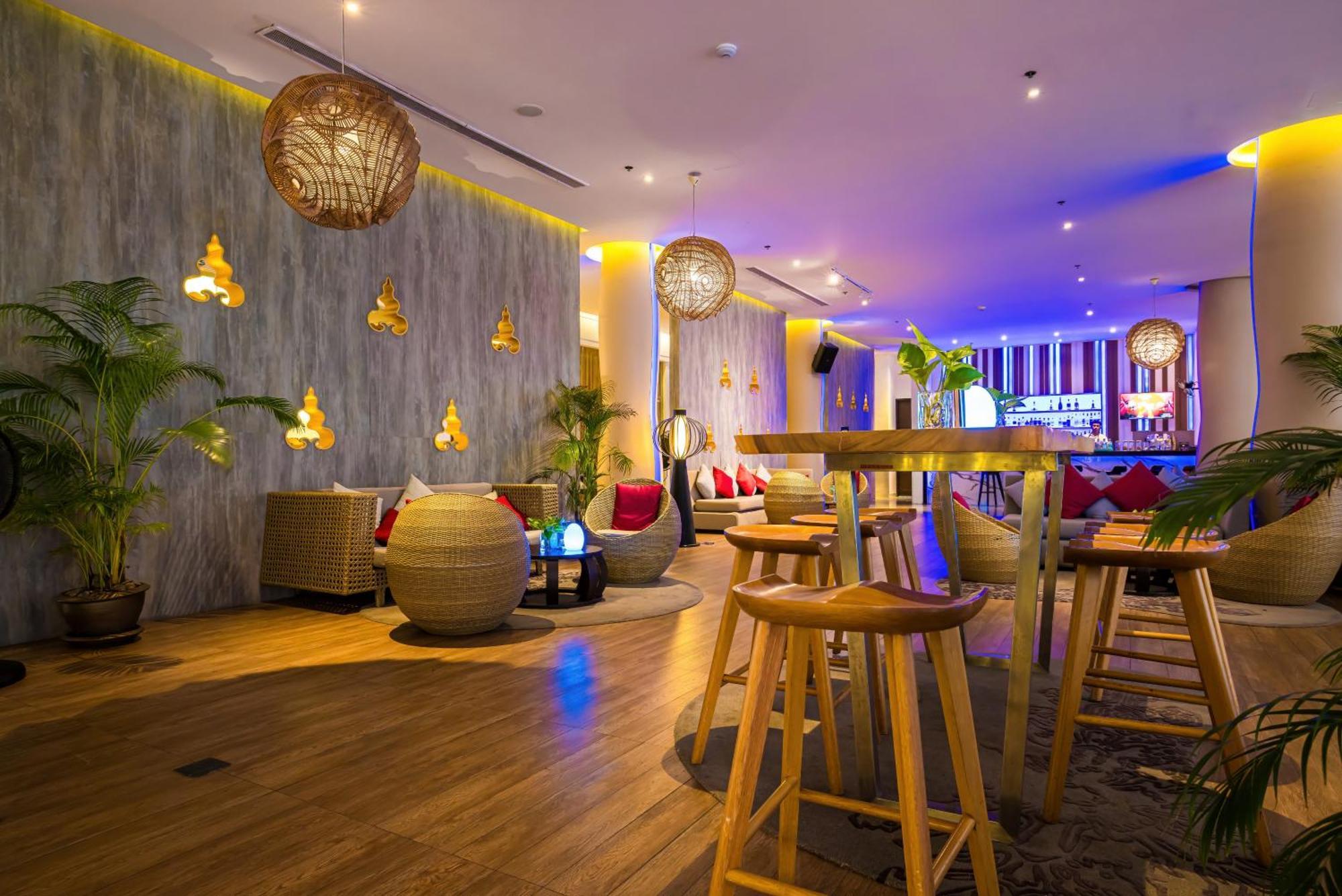 Grand Mercure Phuket Hotel