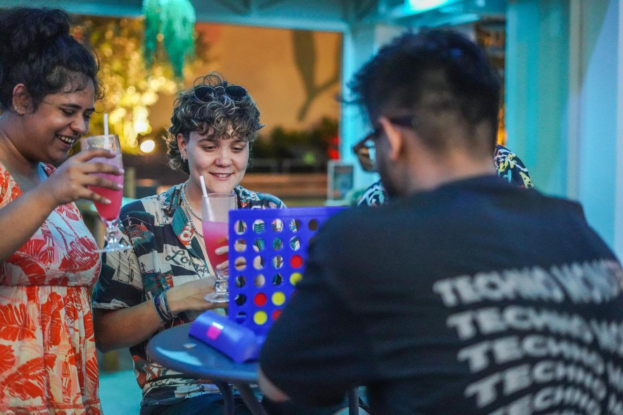 Lub D Phuket - Near & Vibrant Social Vibe Albergue