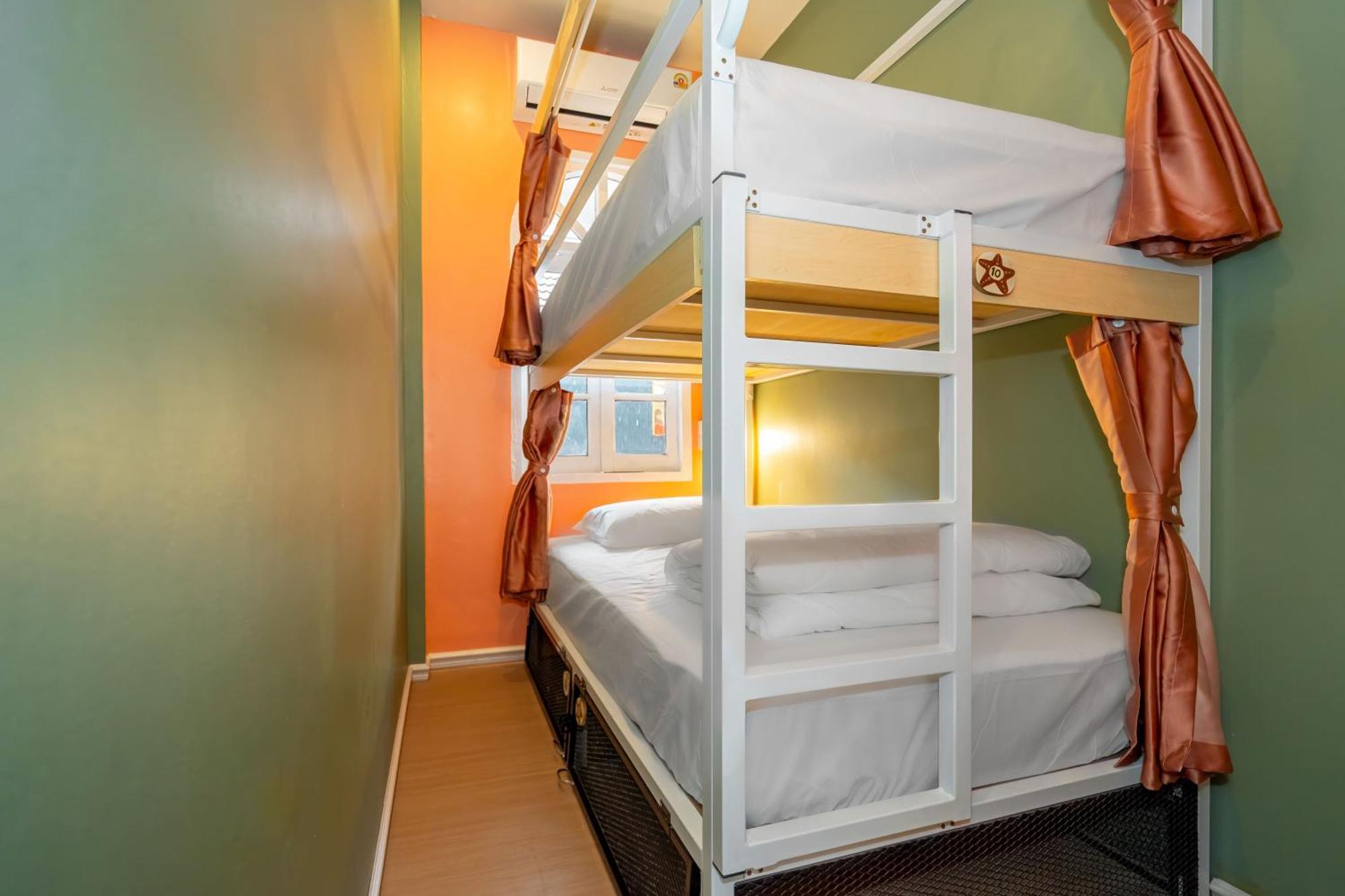 Sweett Lemon Hostel