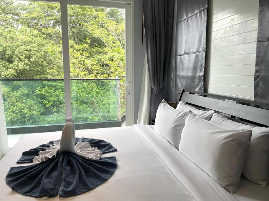 Private Mountain & Sea View Patong