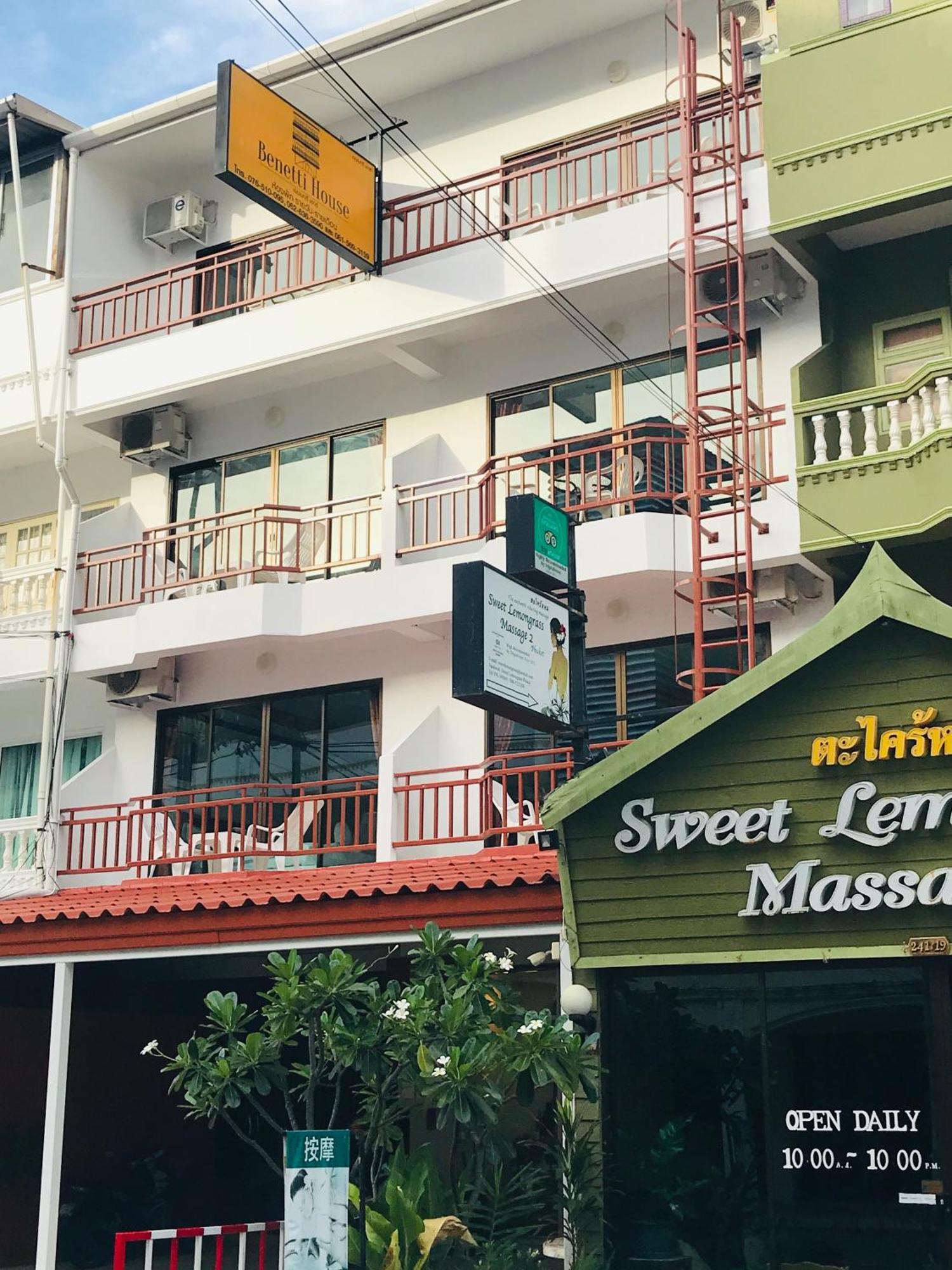 Benetti House Hostel *