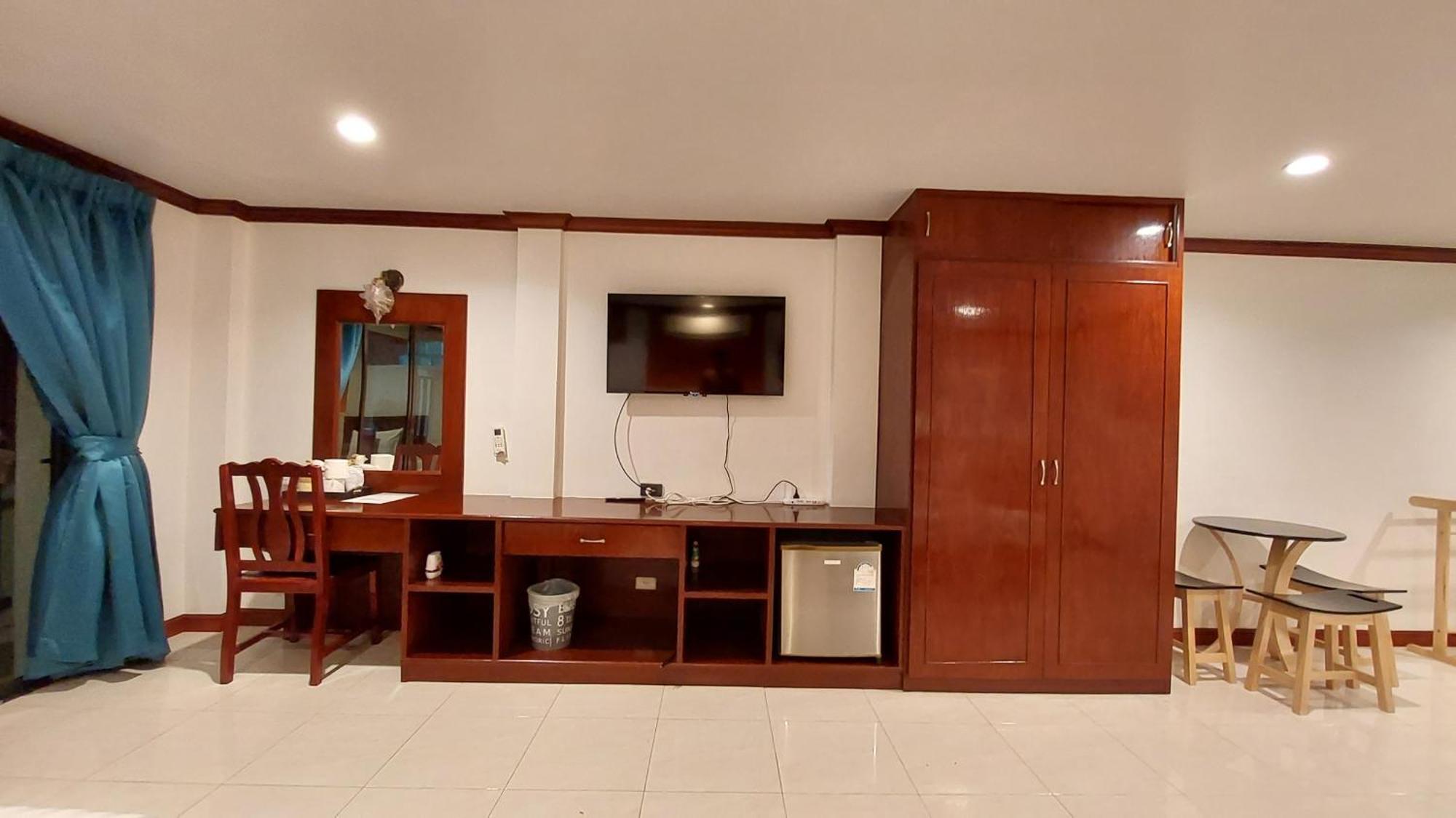 Hostel Benetti House Patong