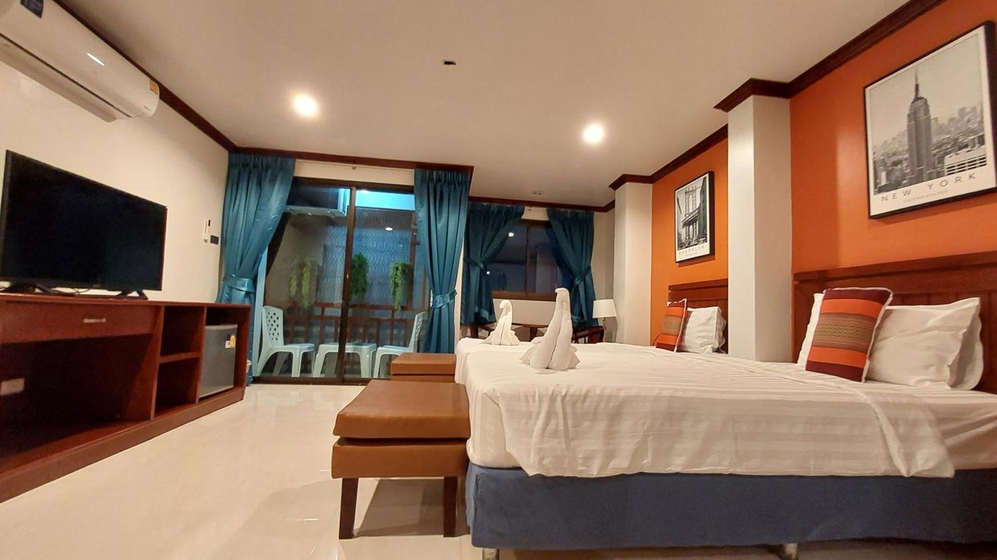 Hostel Benetti House Patong