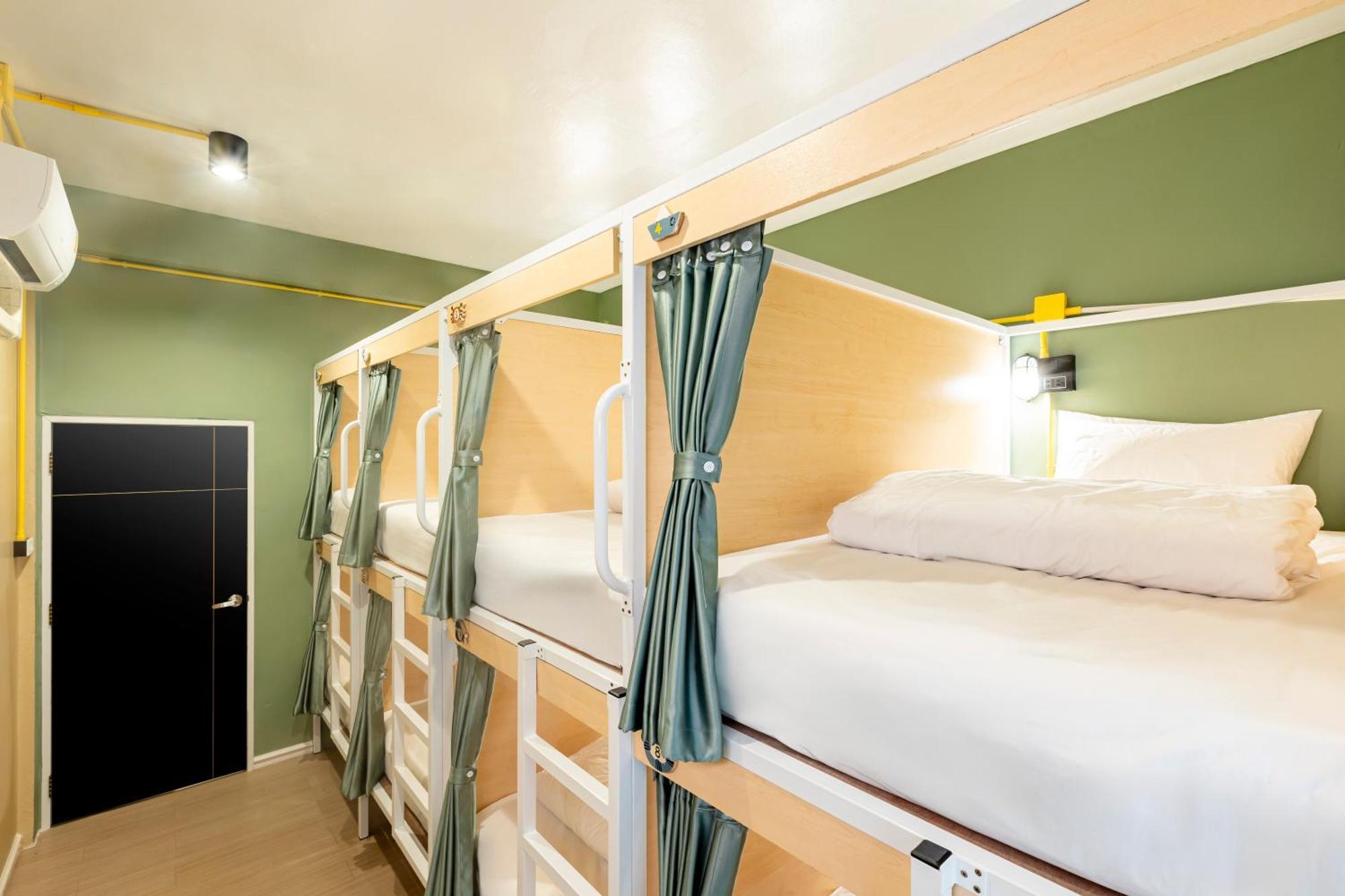 Sweett Lemon Hostel *