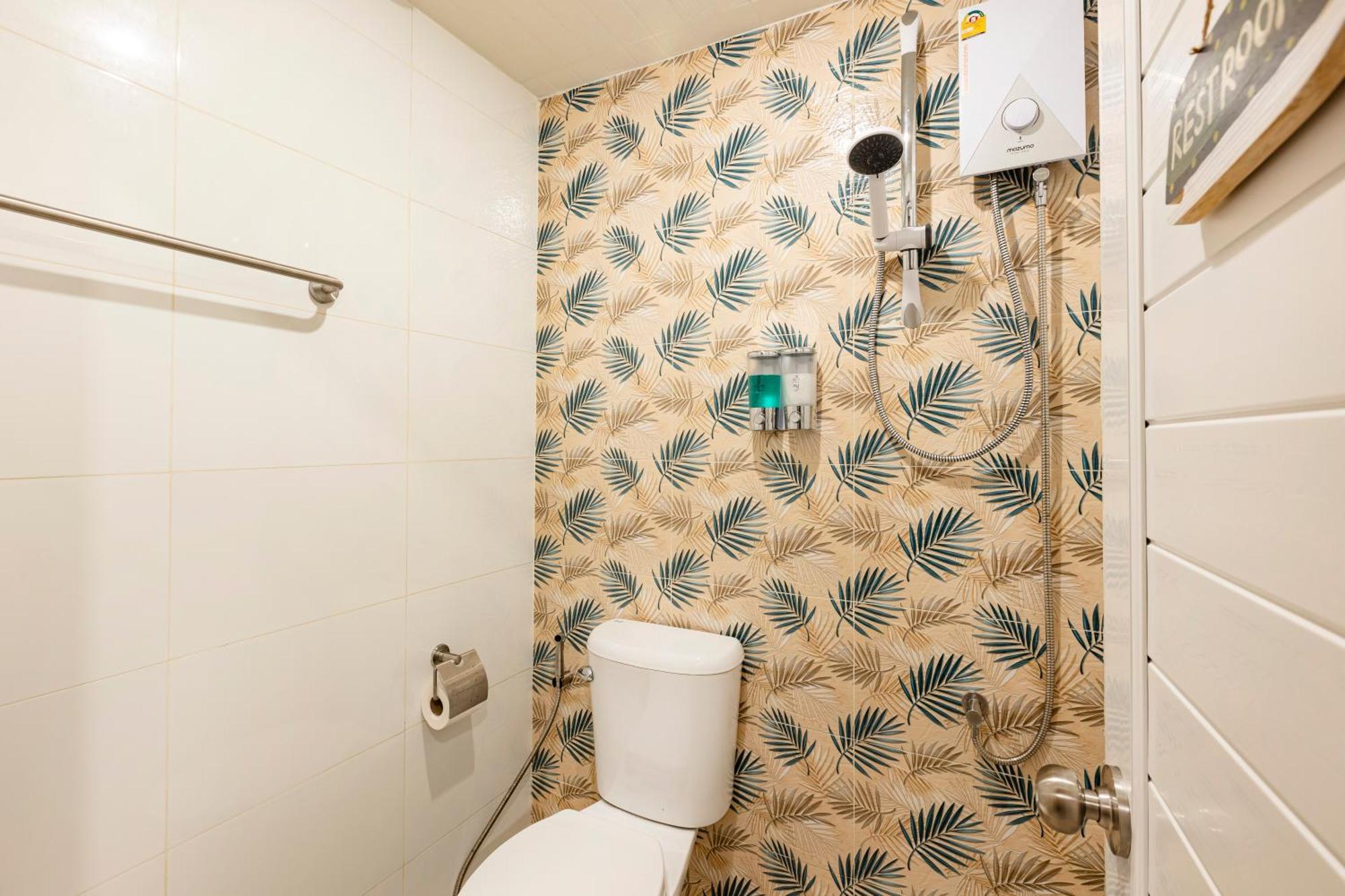 Sweett Lemon Hostel Patong