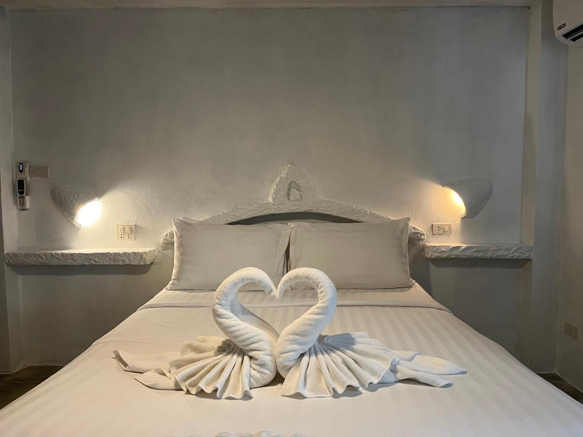 Big Boys' Bed & Burger - Hotel 3*