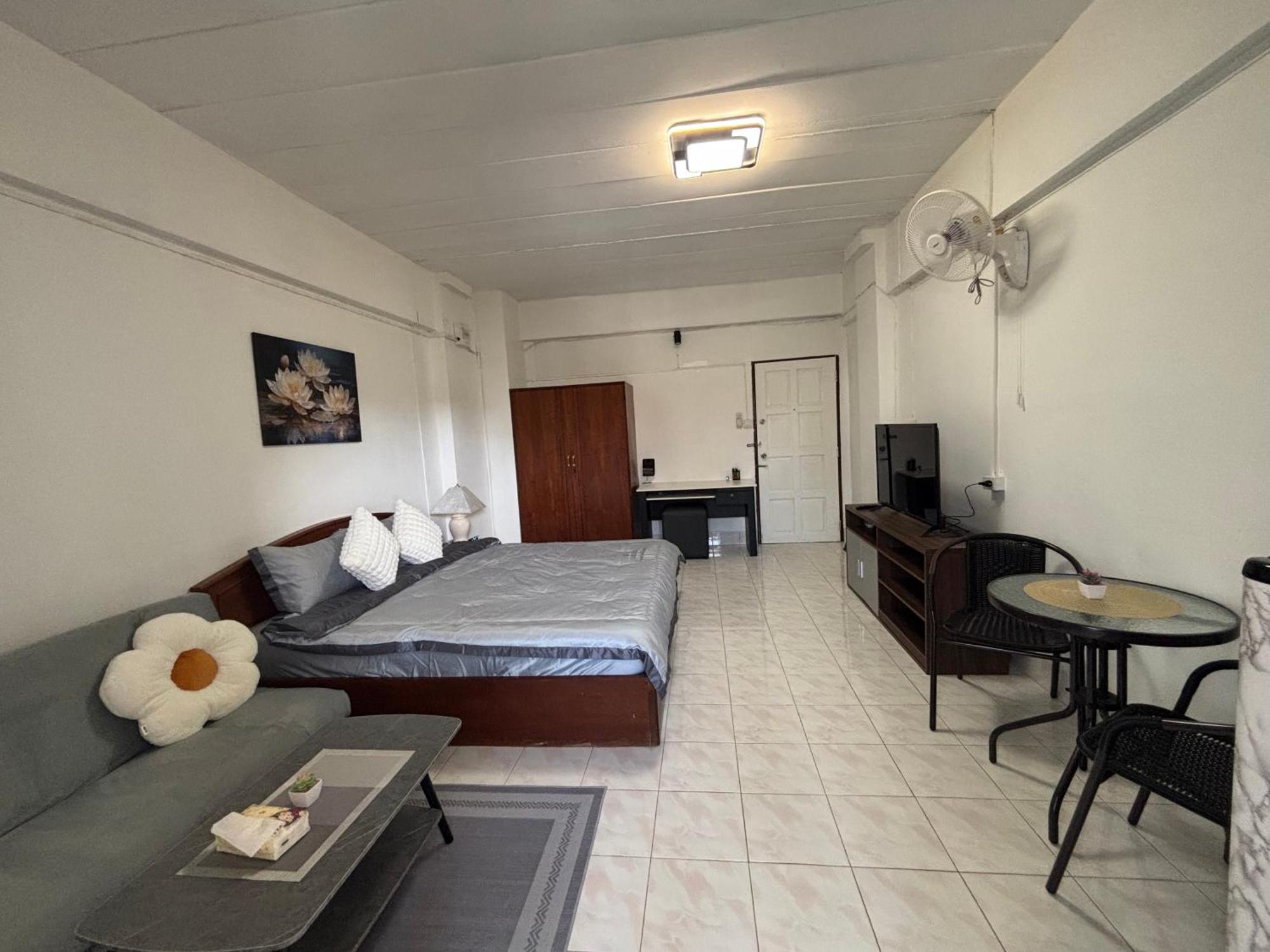 Monkey 4 Apartment Patong