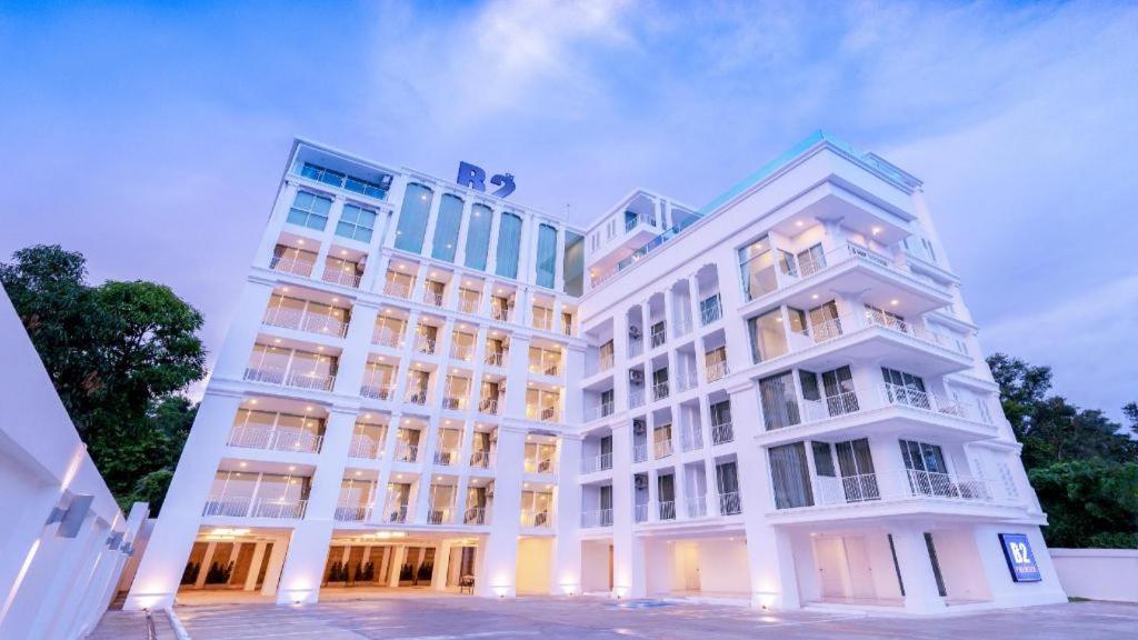 Hotel B2 Phuket Premier Patong