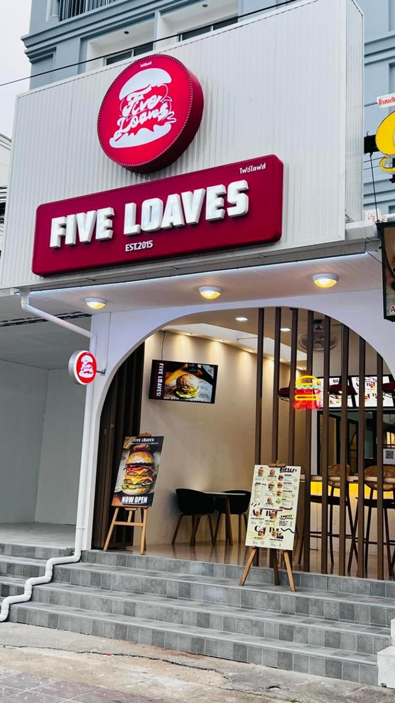 Hotel Five Loaves Beds Patong