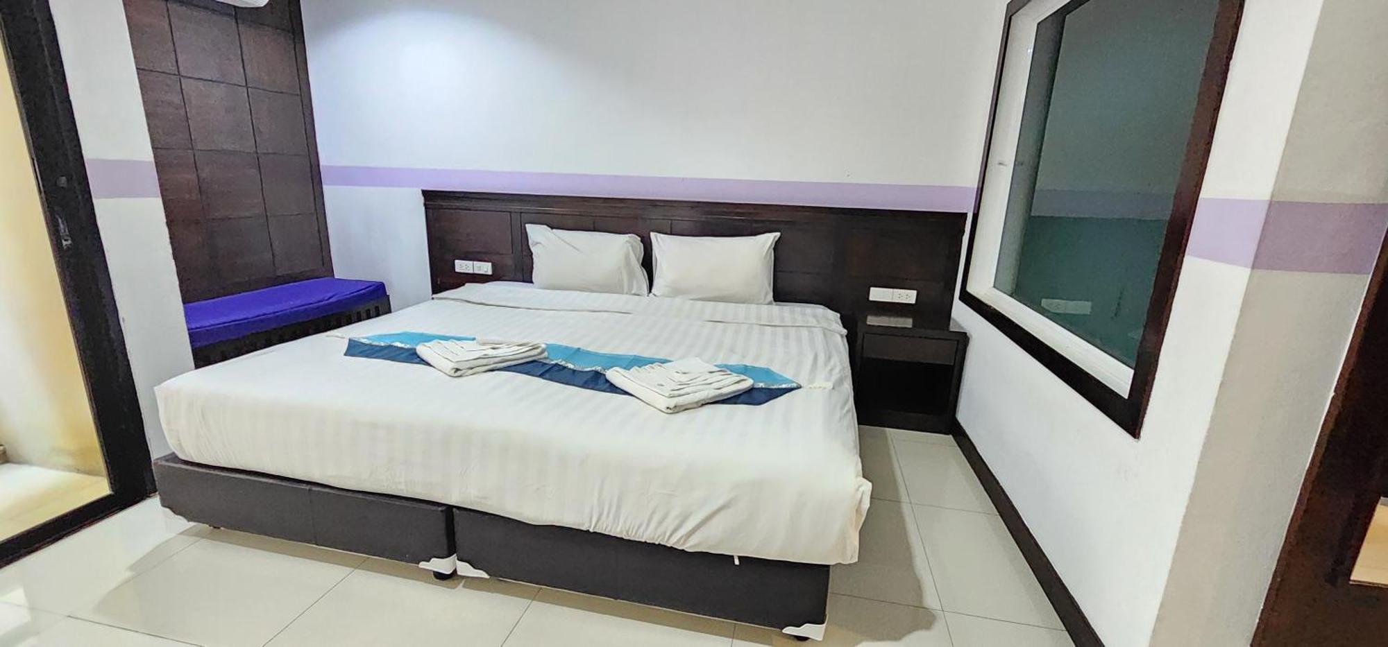 D C Hotel Patong