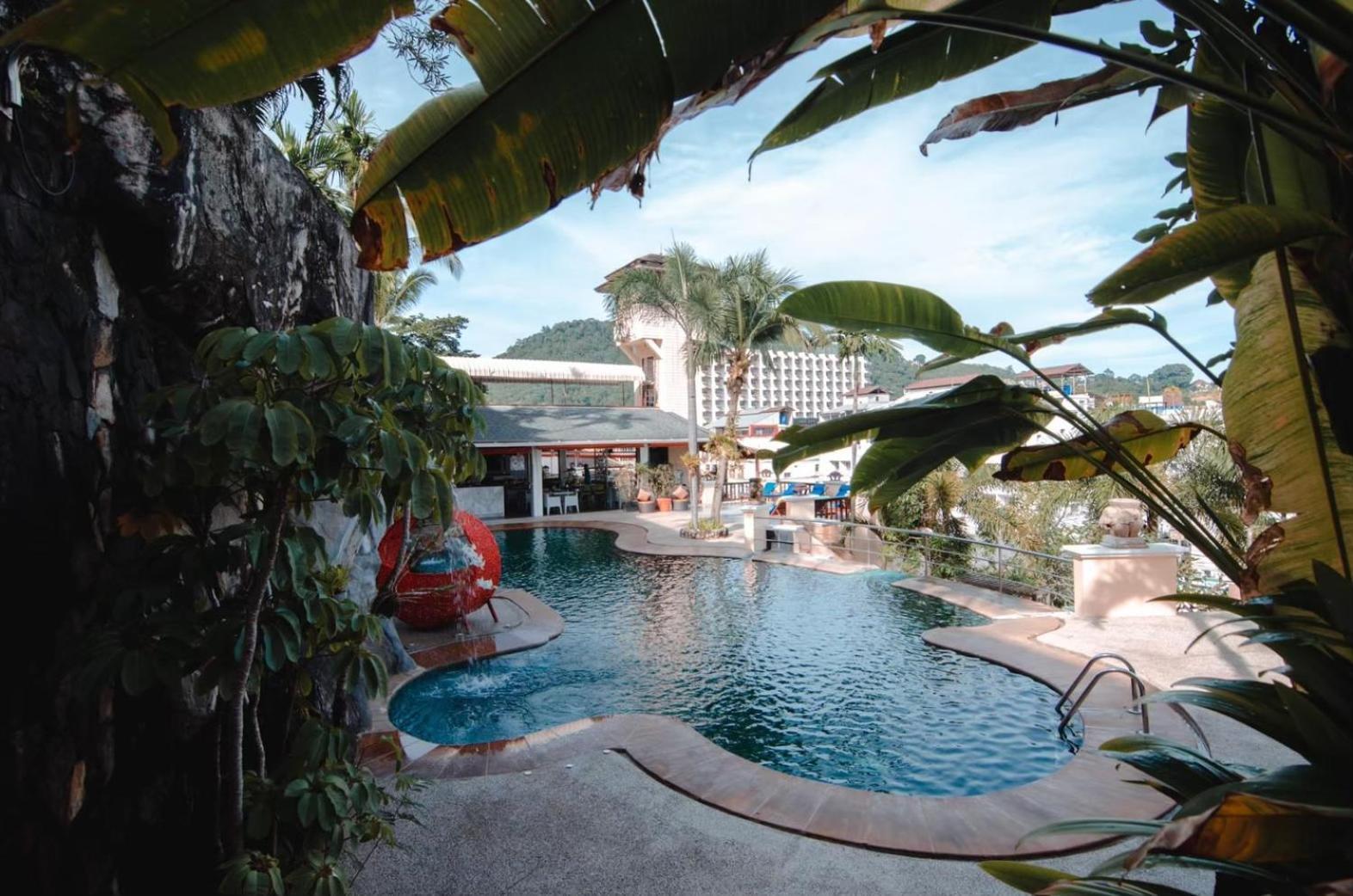 Resort C & N And - Sha Extra Patong