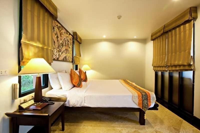 C & N And - Sha Extra Resort