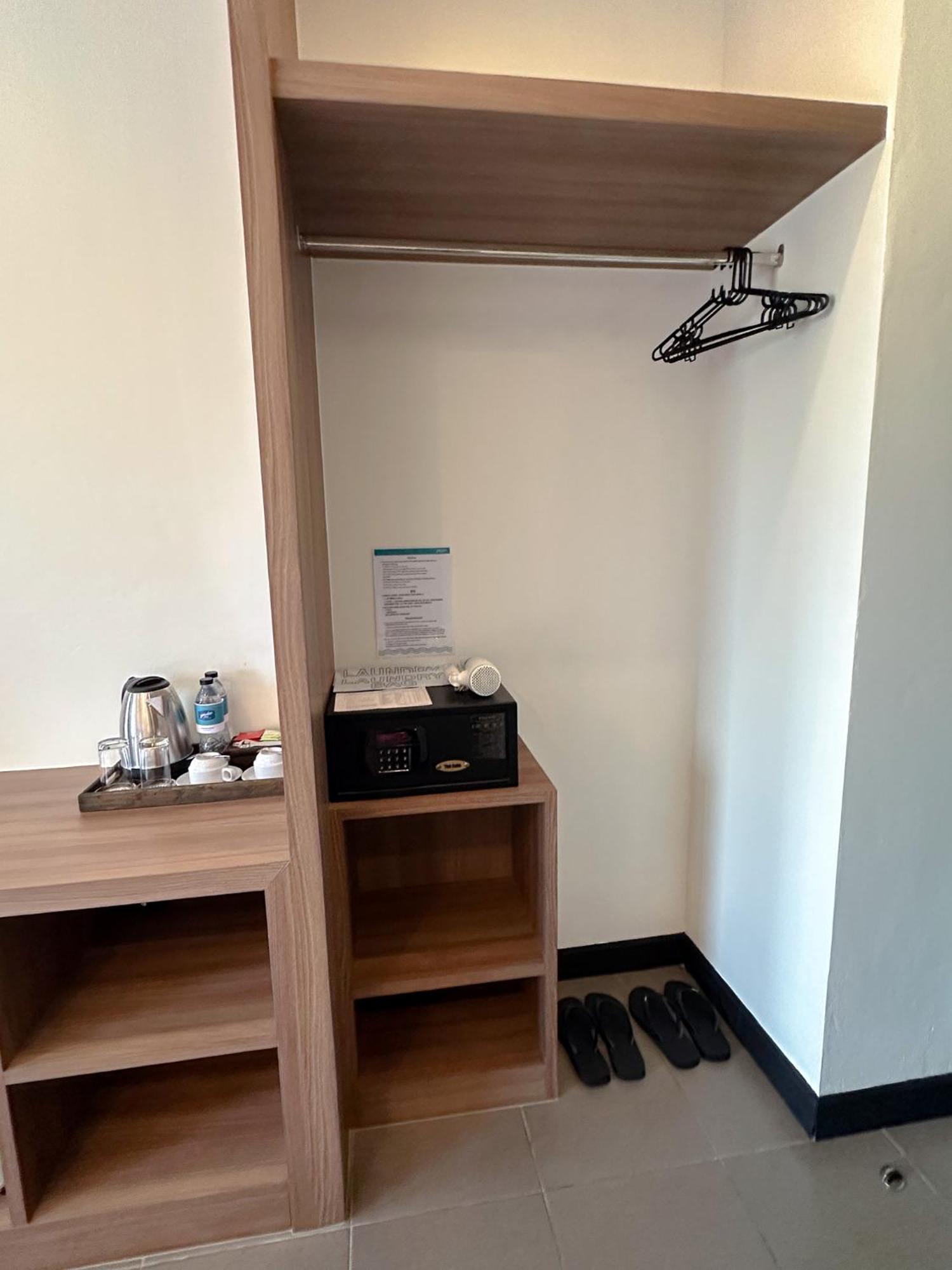 Meir Jarr Hotel