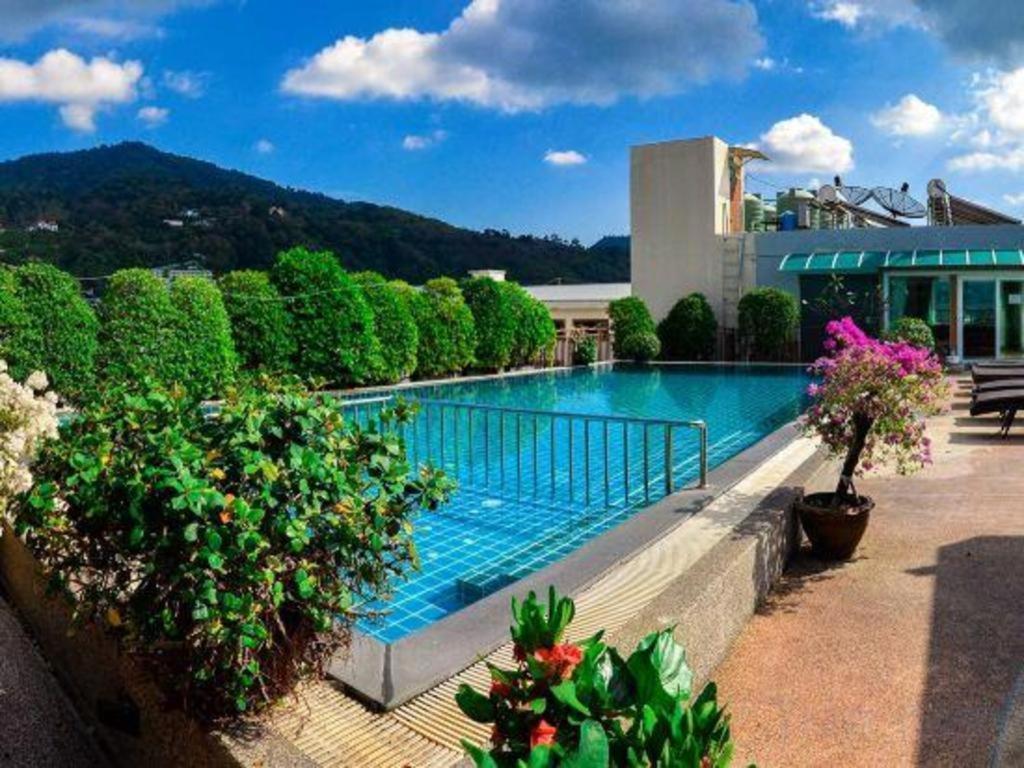 Hotel Azure Bangla Phuket