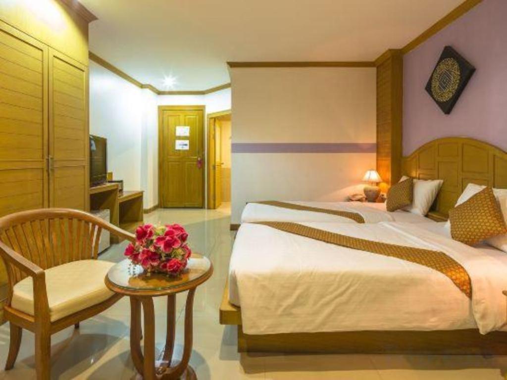 Hotel Azure Phuket Patong