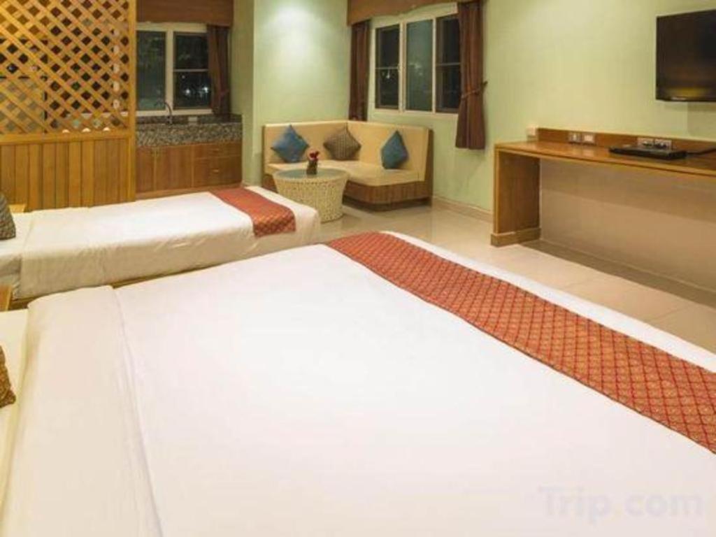 Azure Phuket 3* Patong