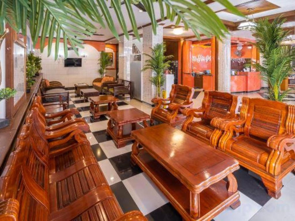 Hotel Azure Phuket 3*