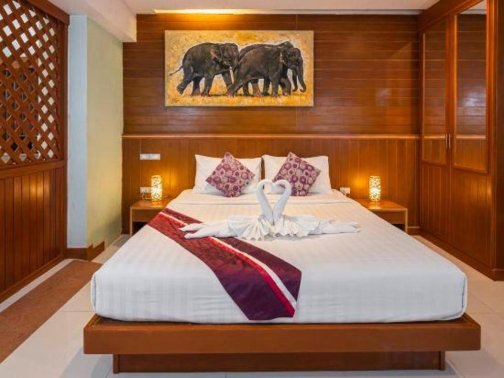 Hotel Azure Phuket