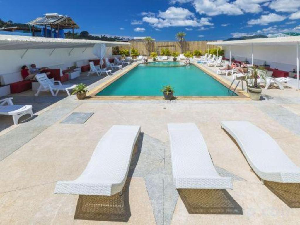 Azure Phuket 3*