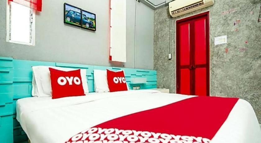 Oyo 292 The Oddy Hip 2* Patong