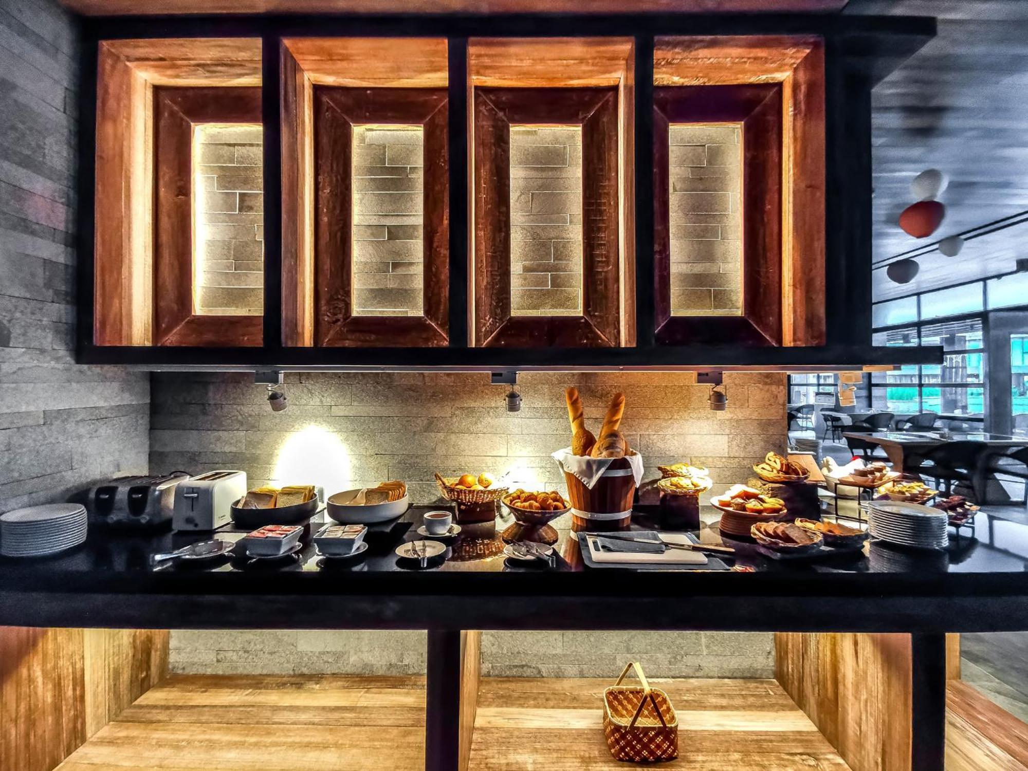 Dinso & Phuket, Vignette Collection By Ihg Hotel Patong