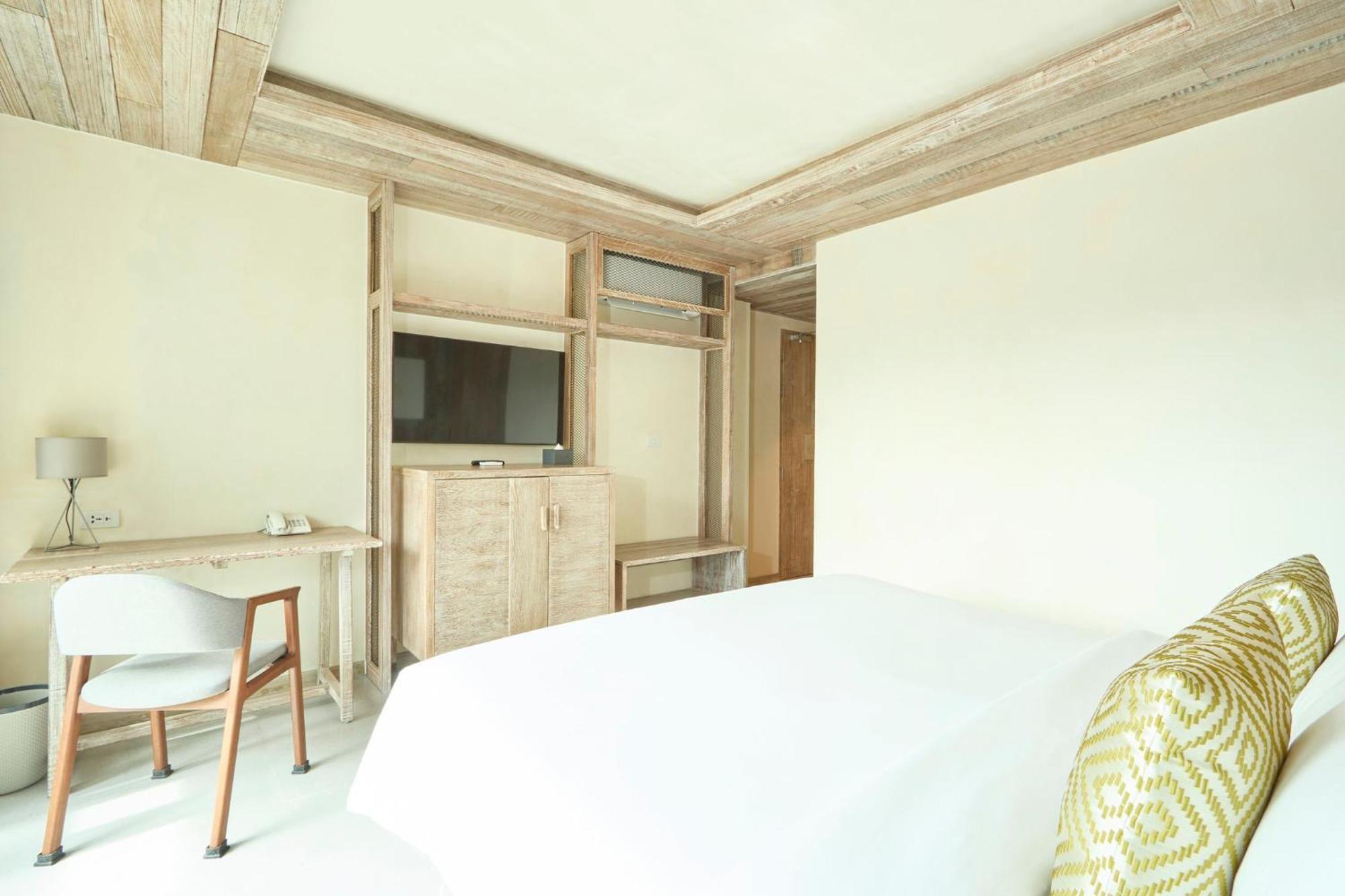 Dinso & Phuket, Vignette Collection By Ihg 5*