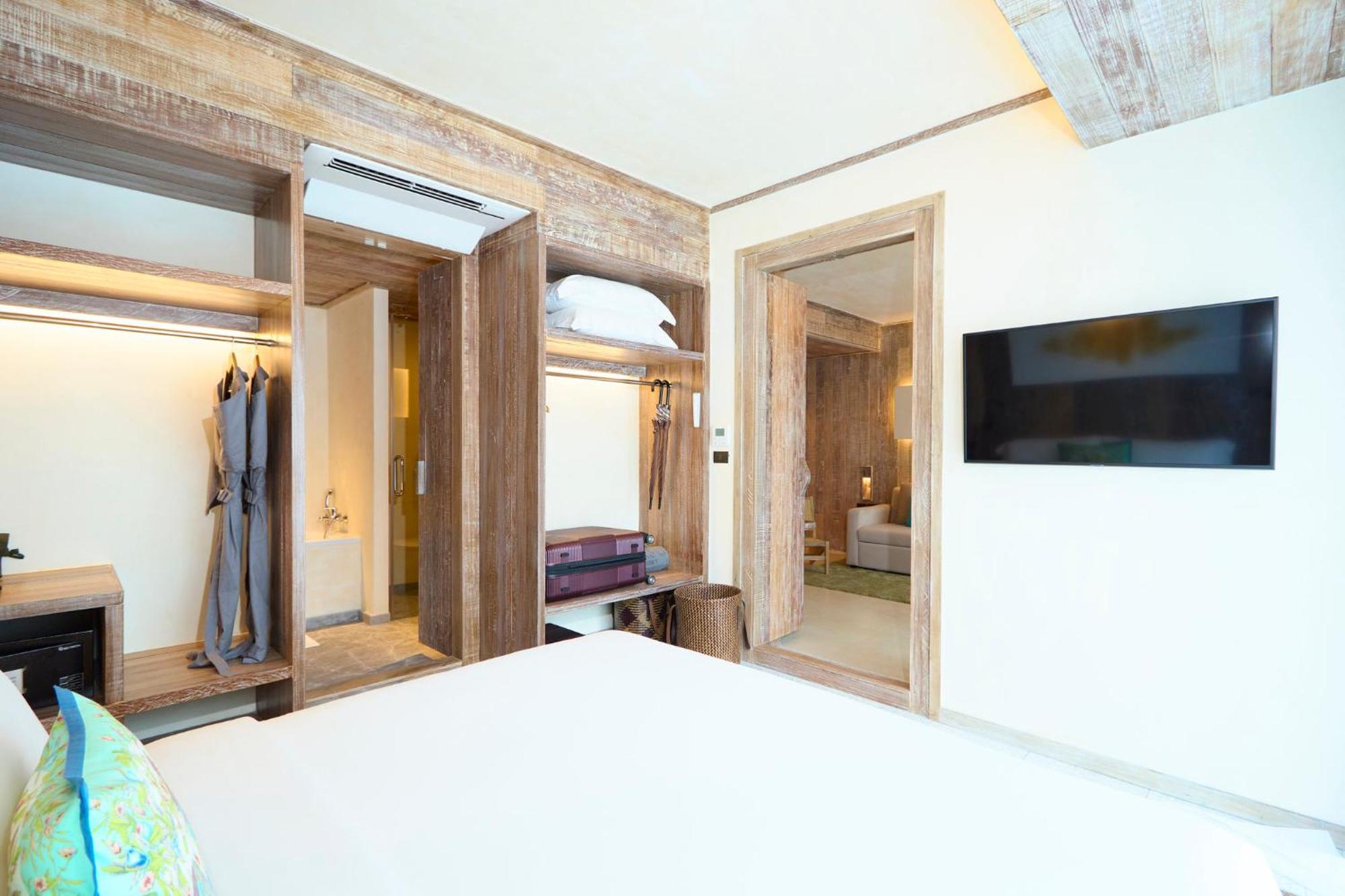 Dinso & Phuket, Vignette Collection By Ihg Patong