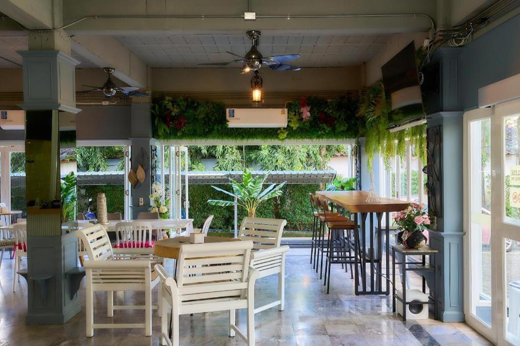 Hotel Nora Bukit 2*