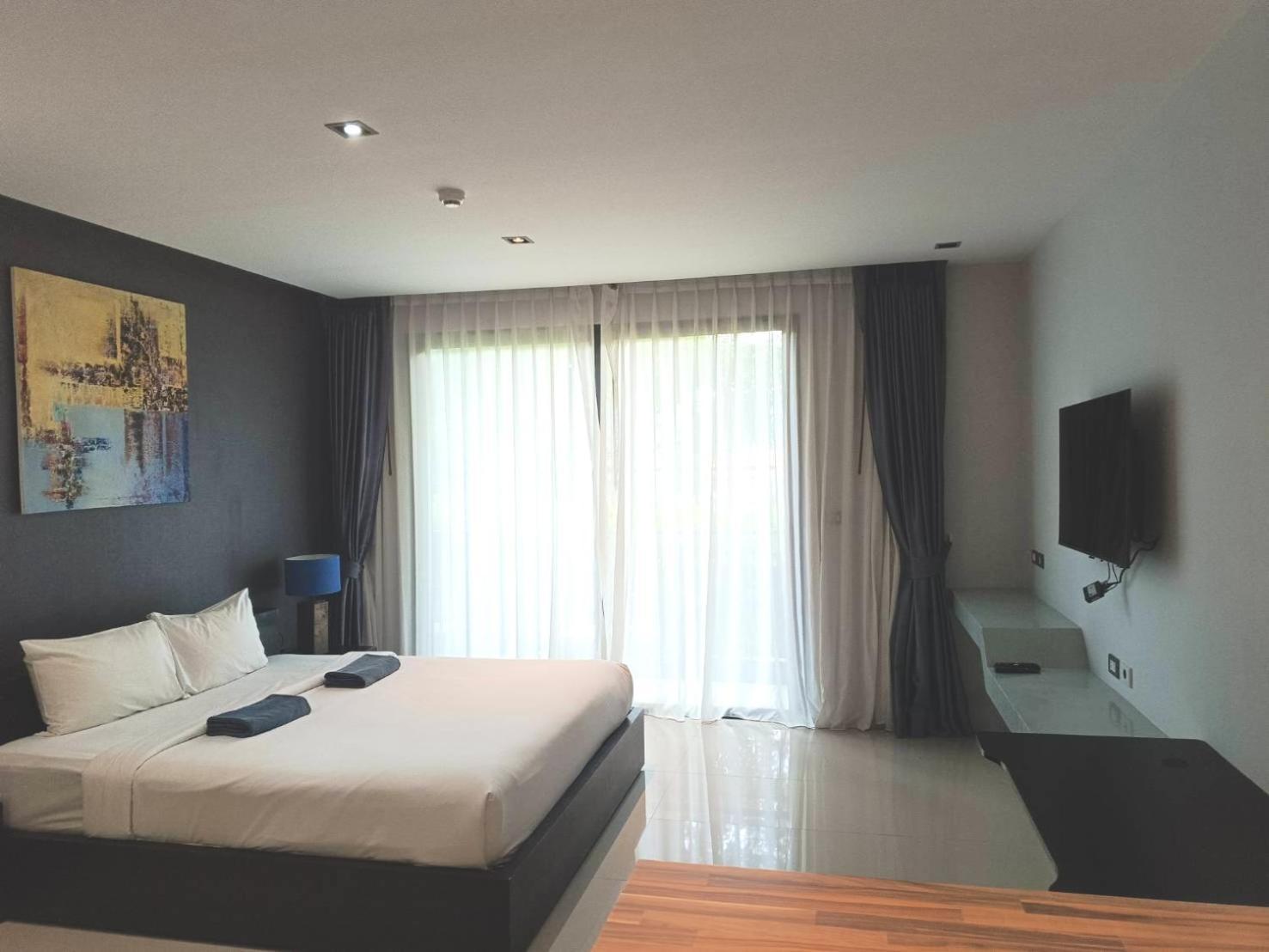 Emerald Terrace 3-the Award Garden Gem By Psr Appartement Patong