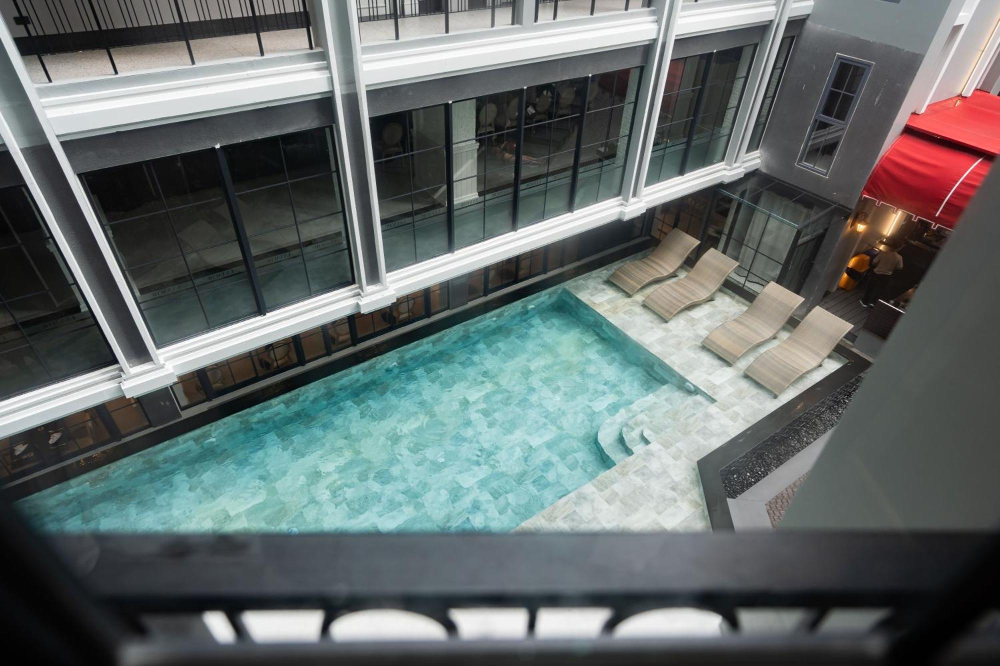 Hotel Chateau Du Village 4*