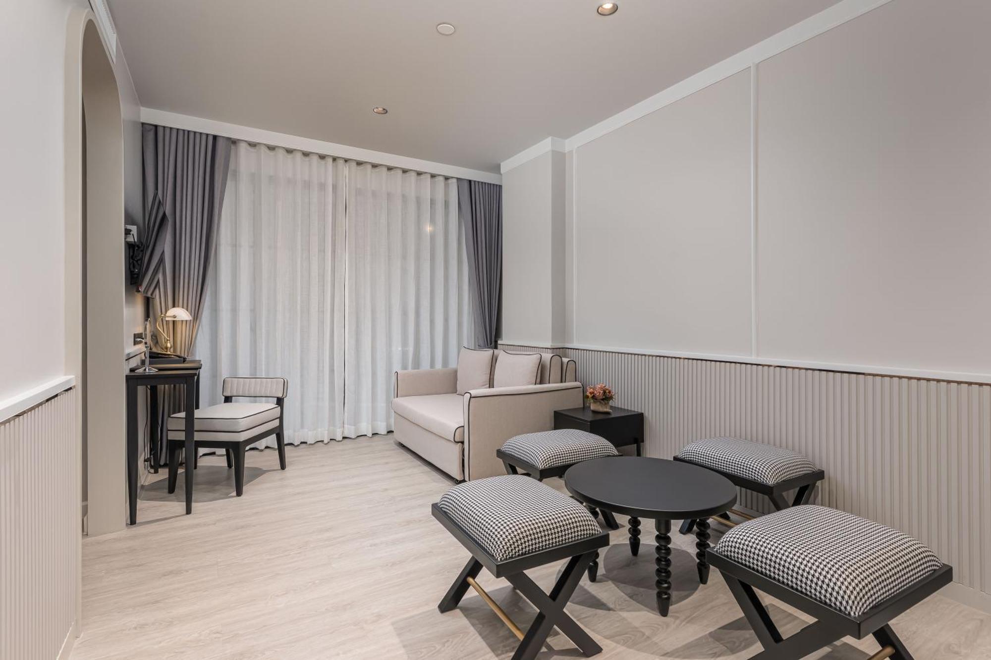 Chateau Du Village 4* Patong